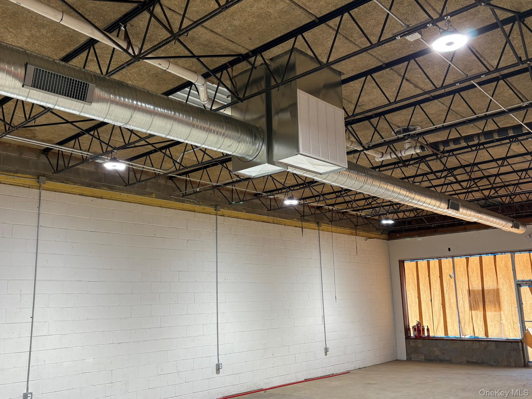 #14 photo, 3139 Route 9W, Saugerties , NY 12477