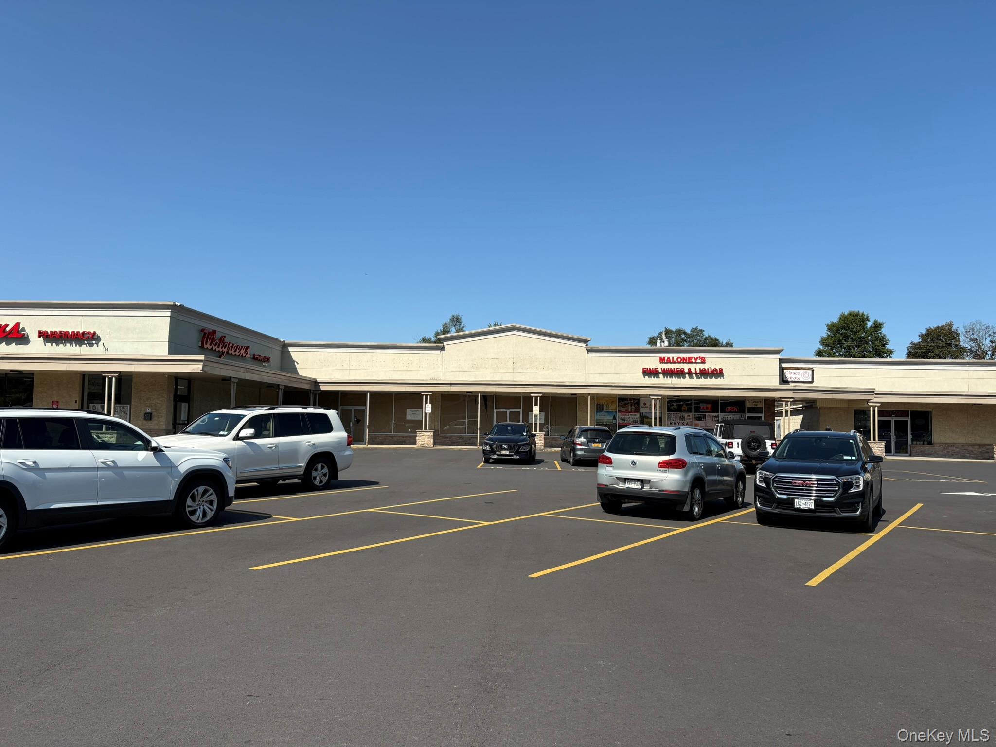 #2 photo, 3139 Route 9W, Saugerties , NY 12477