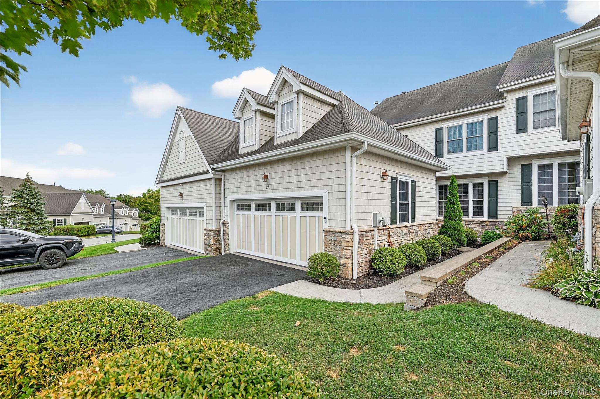 #3 photo, 19 Turnberry Court, Monroe , NY 10950