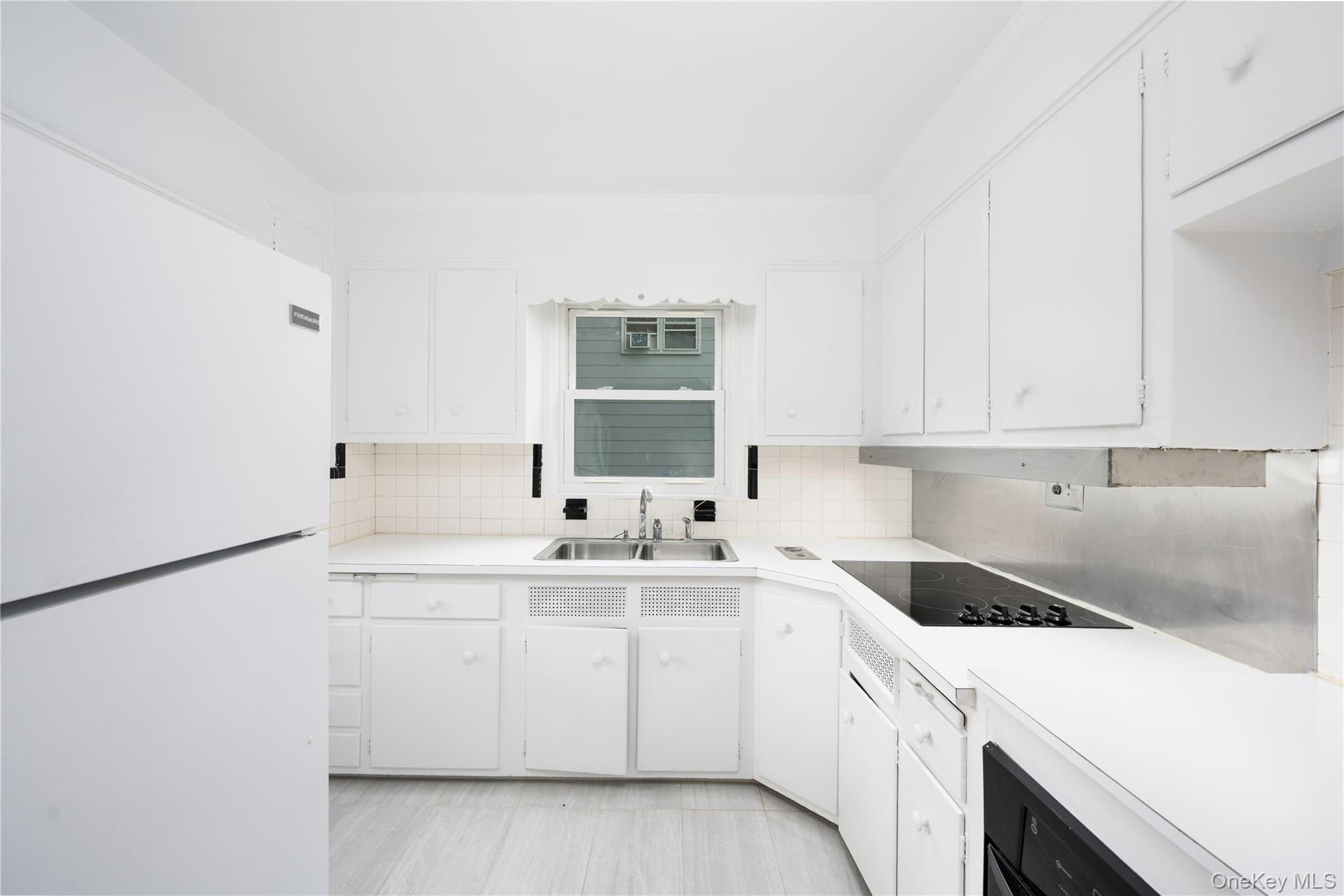 #11 photo, 38 Gramercy Avenue, Yonkers , NY 10701