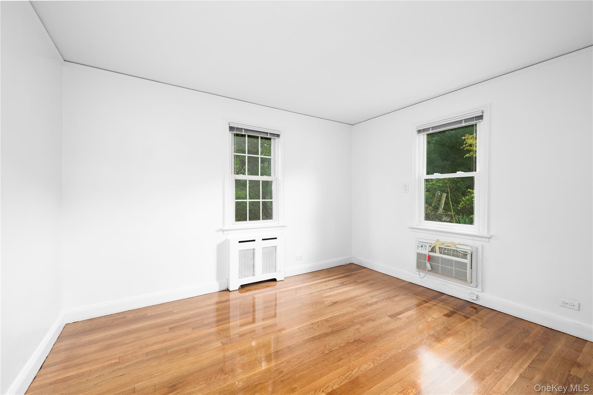 #16 photo, 38 Gramercy Avenue, Yonkers , NY 10701