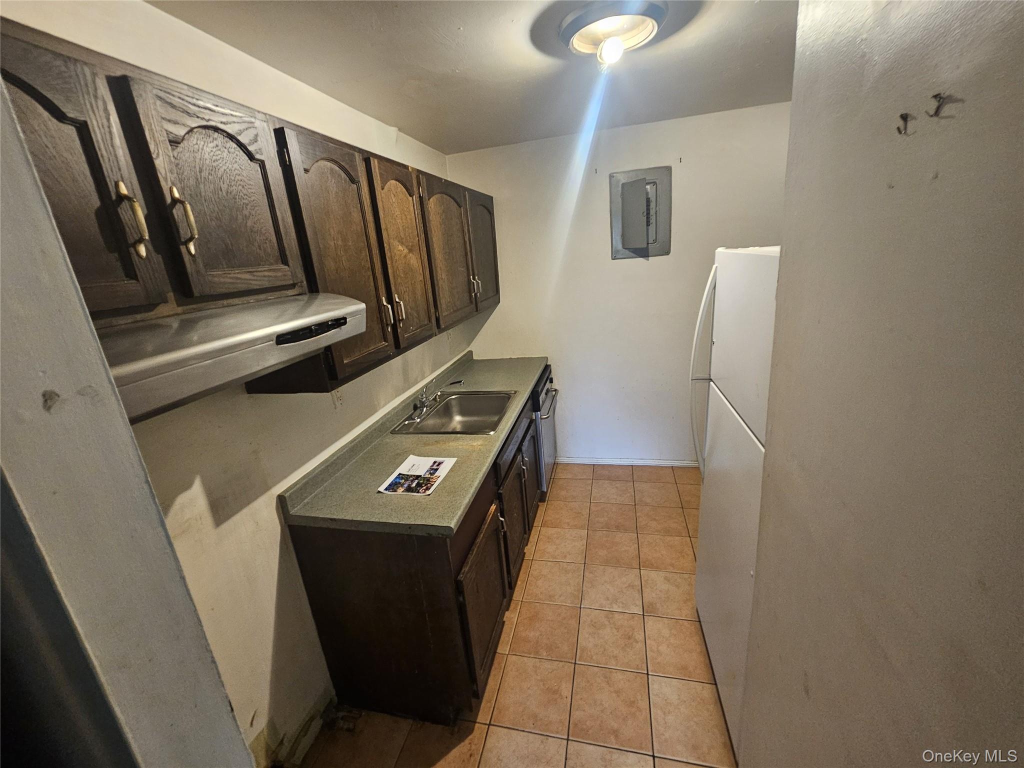 #19 photo, 424 Carpenter Avenue, Newburgh , NY 12550