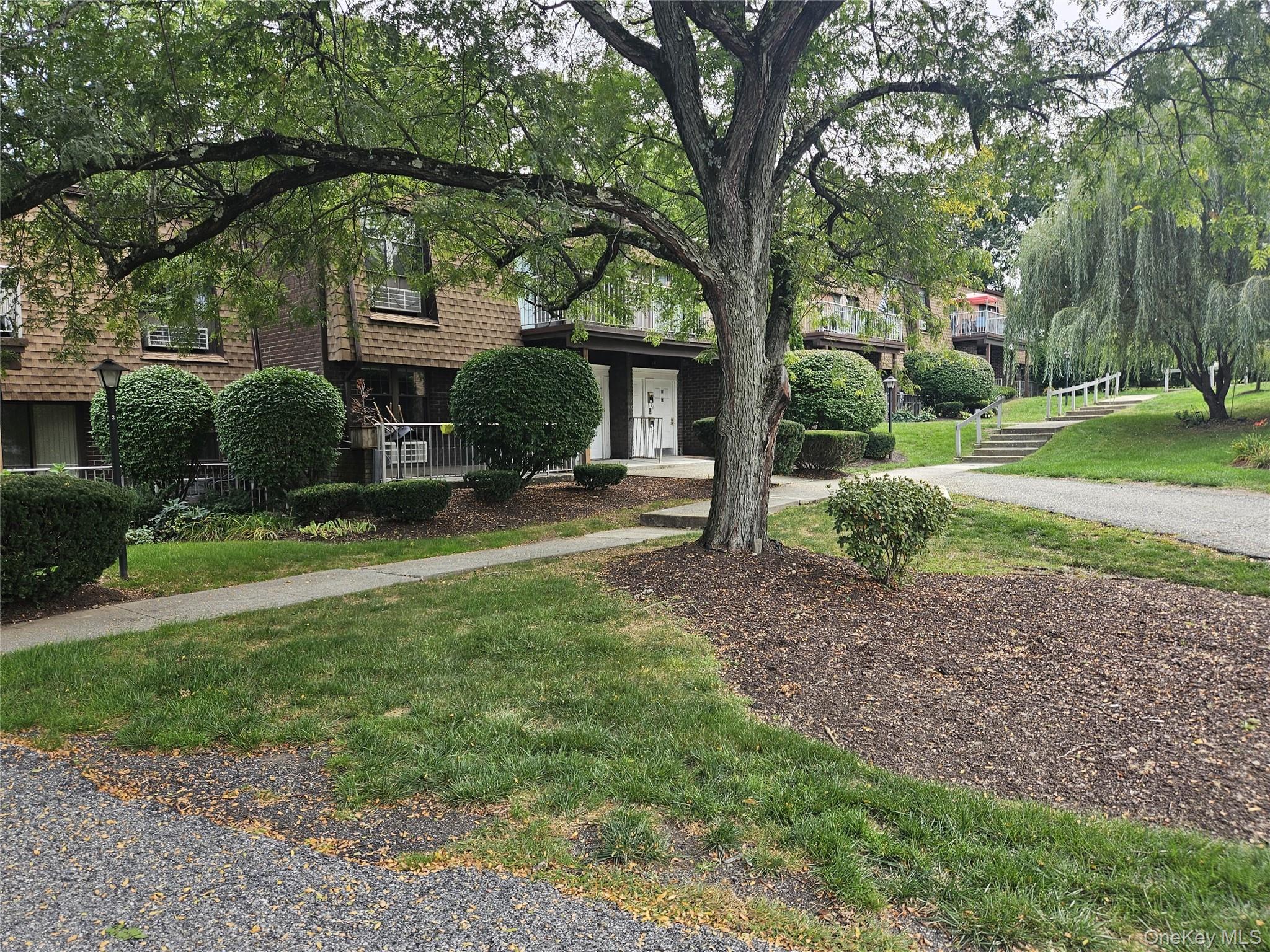 #5 photo, 424 Carpenter Avenue, Newburgh , NY 12550