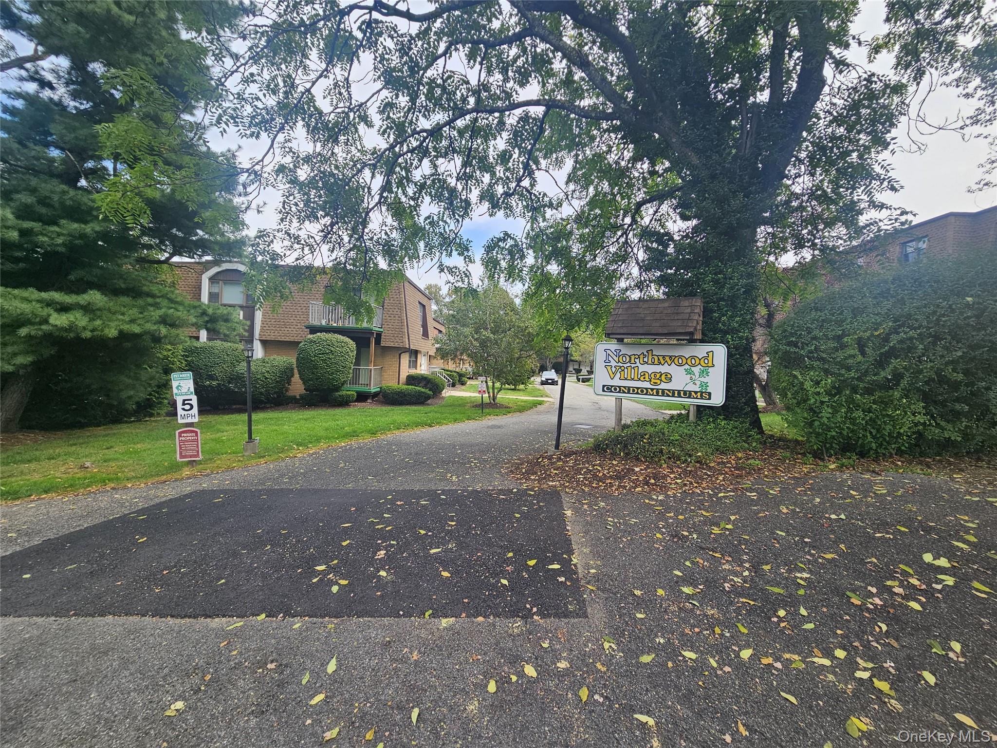 #8 photo, 424 Carpenter Avenue, Newburgh , NY 12550