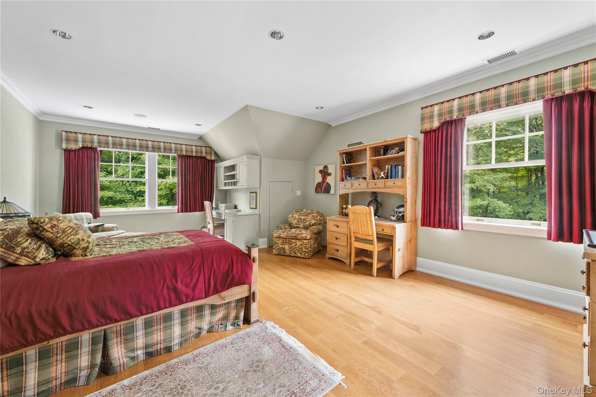 #20 photo, 284 W Patent Road, Bedford , NY 10506