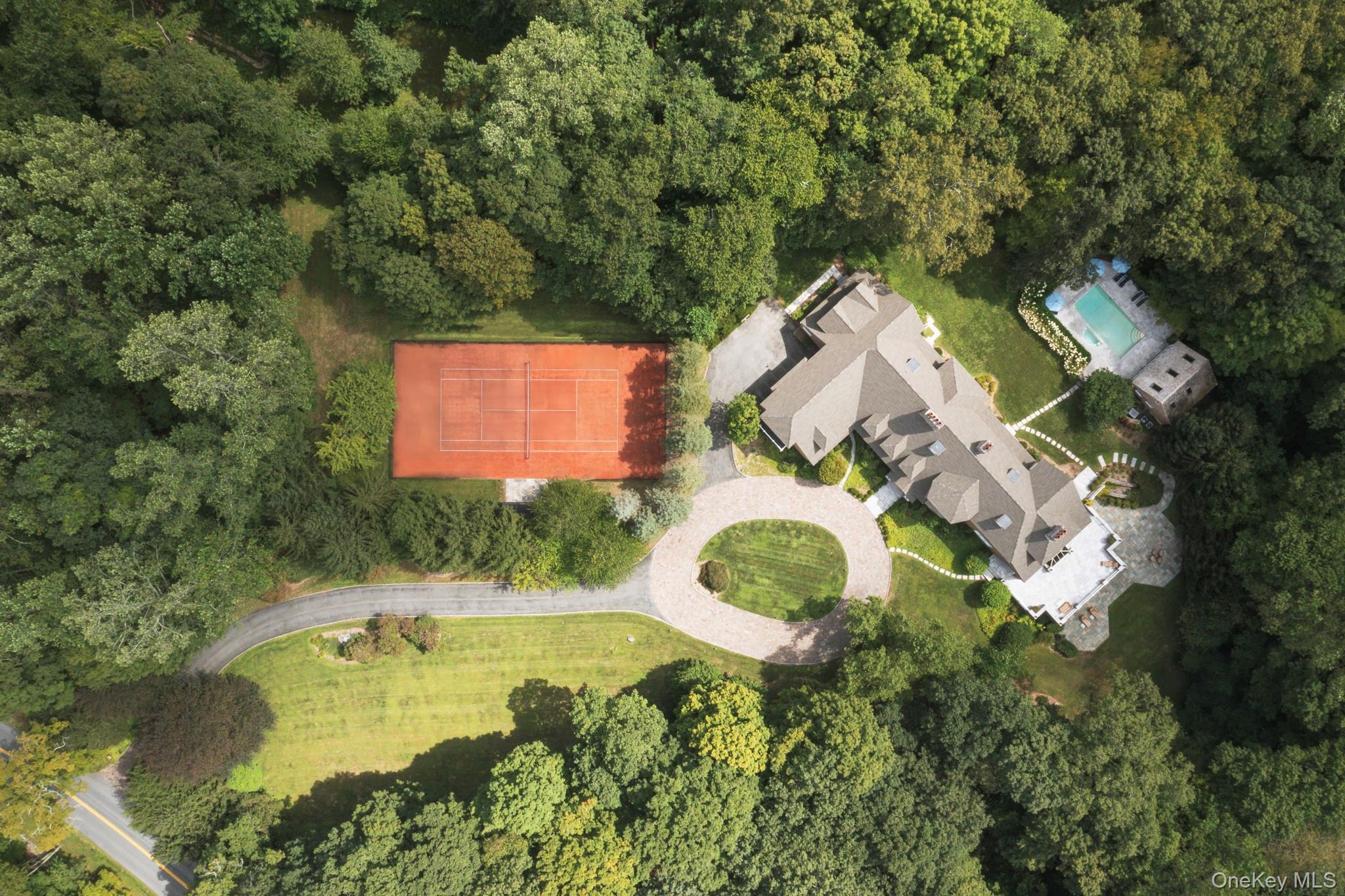 #4 photo, 284 W Patent Road, Bedford , NY 10506