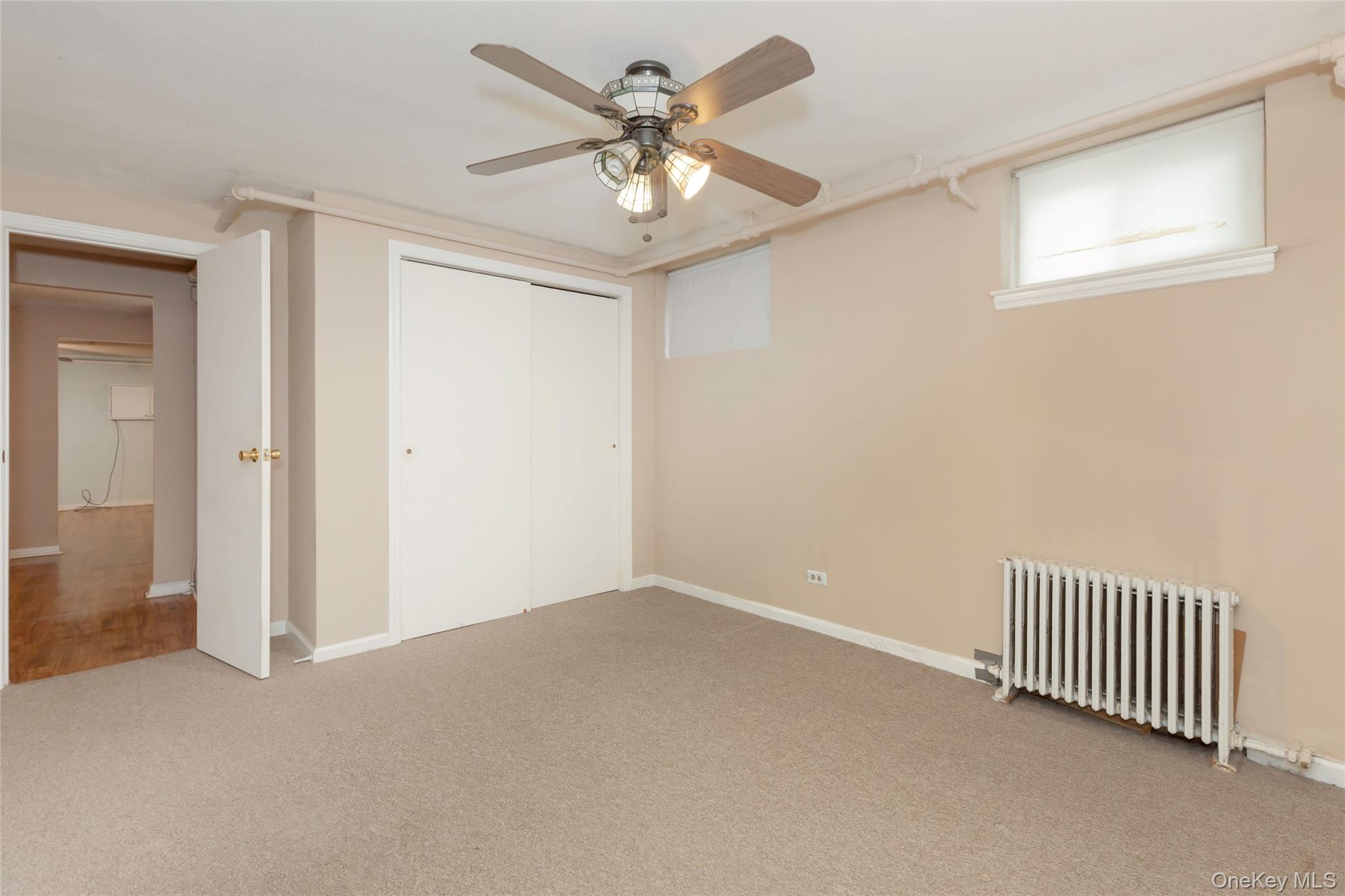 #16 photo, 810 Clarence Avenue, Bronx , NY 10465