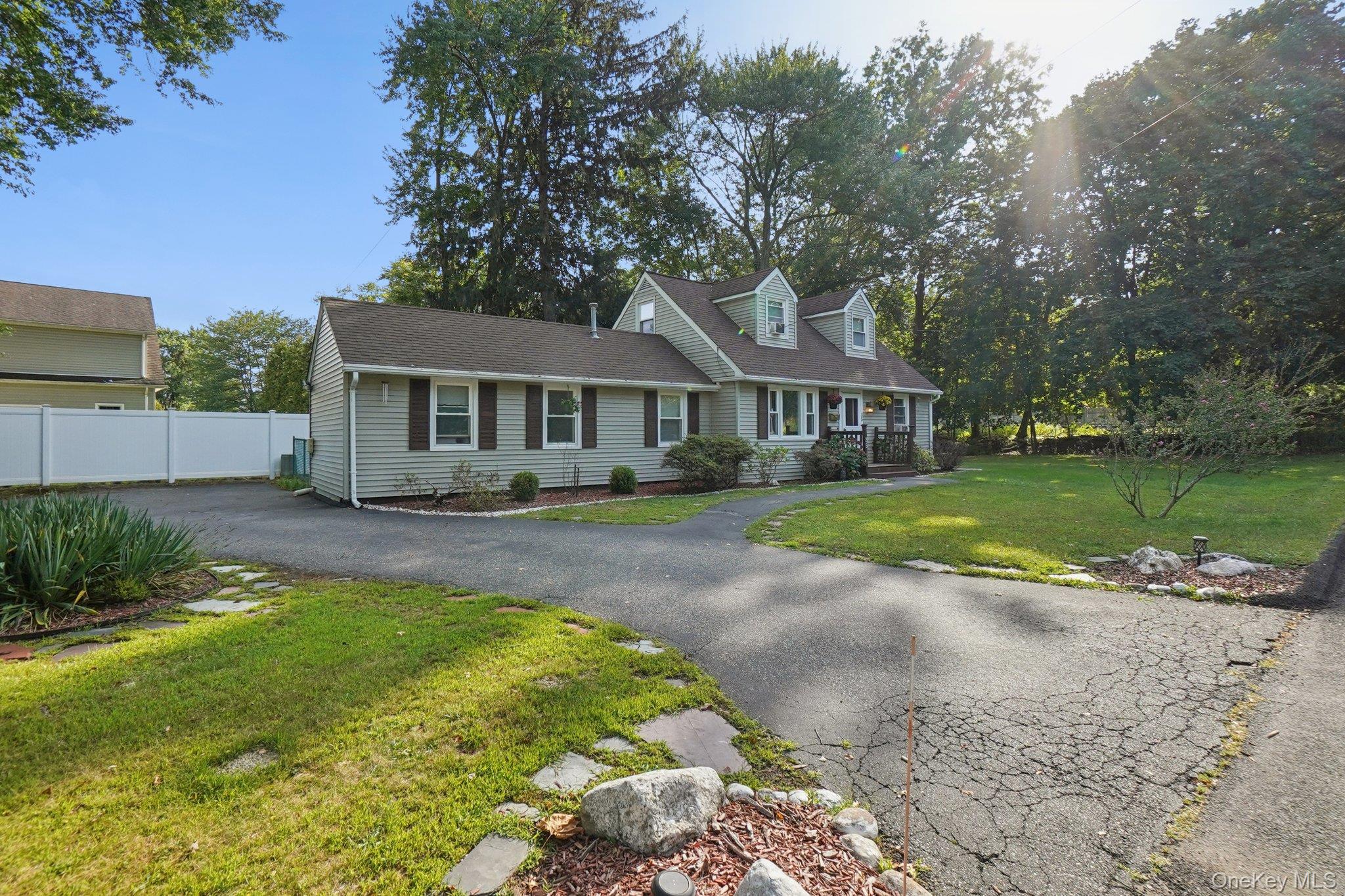 #5 photo, 35 Andre Avenue, Tappan , NY 10983