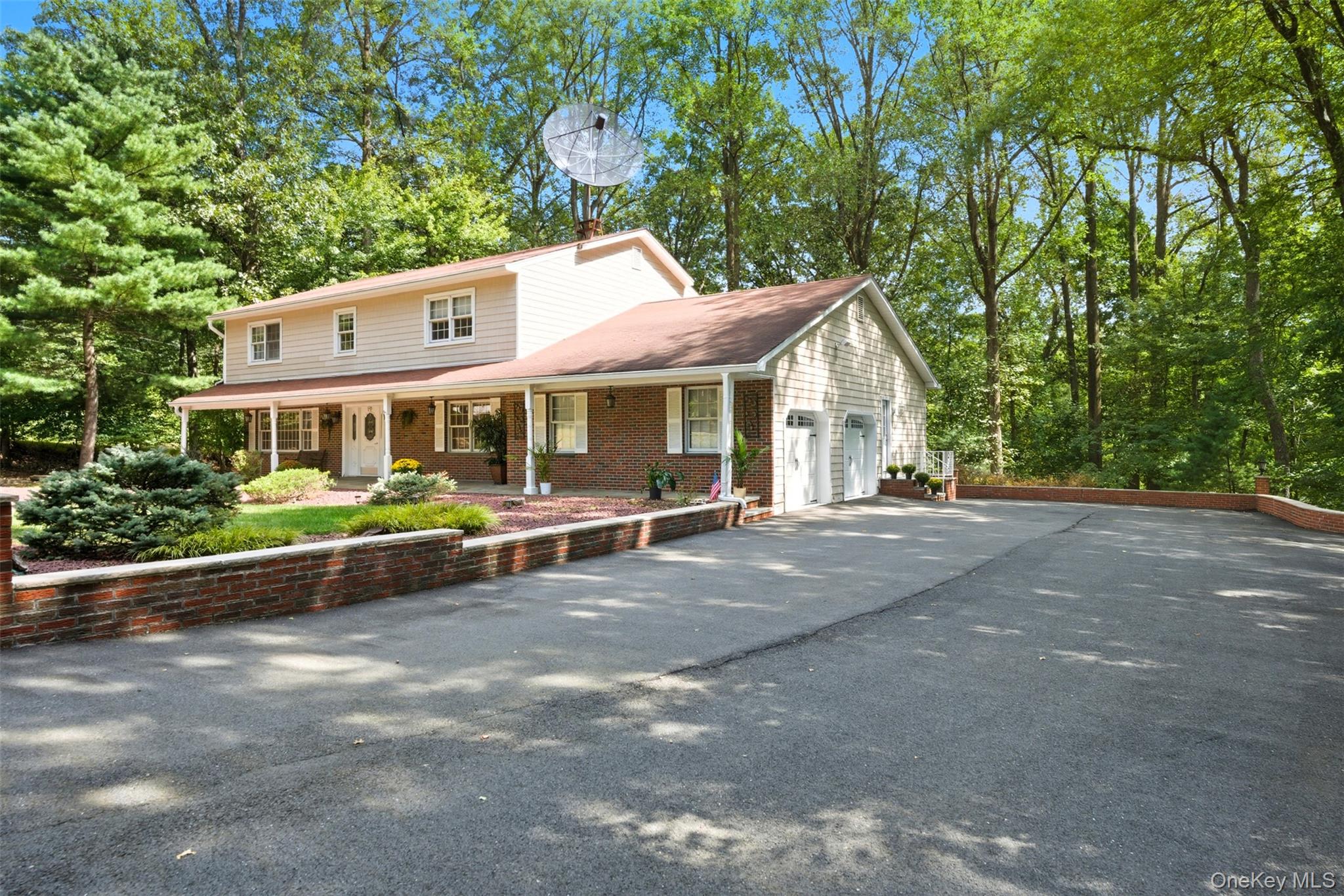 #4 photo, 19 Stonehedge Drive, West Nyack , NY 10994