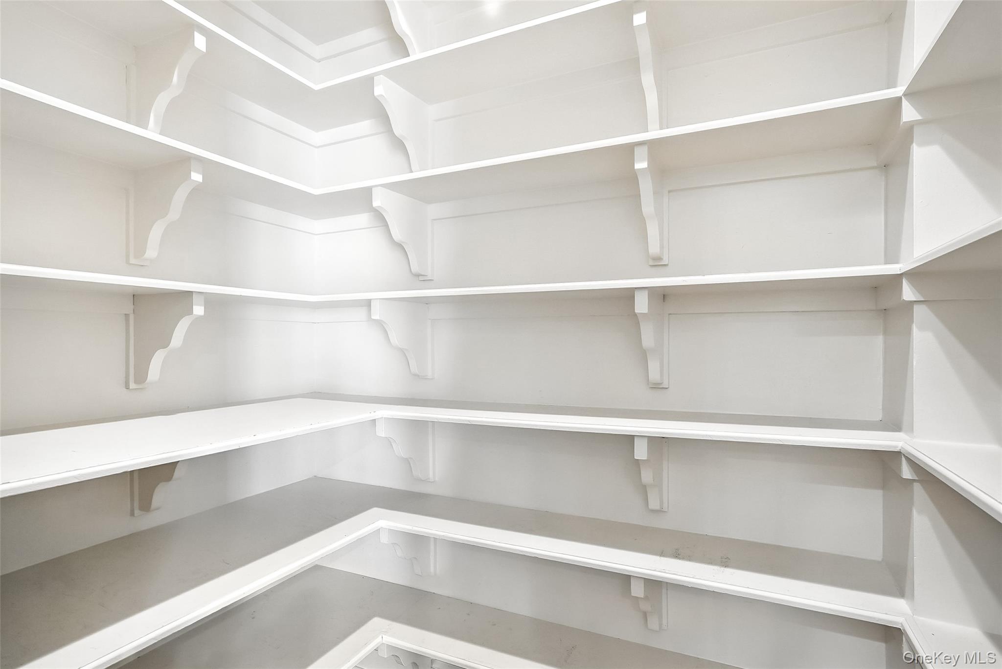 #11 photo, 14 Mendota Avenue, Rye , NY 10580