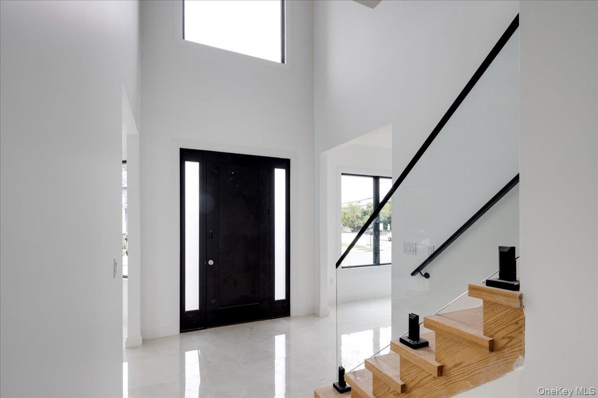 #13 photo, 544 Arlington Road, Cedarhurst , NY 11516