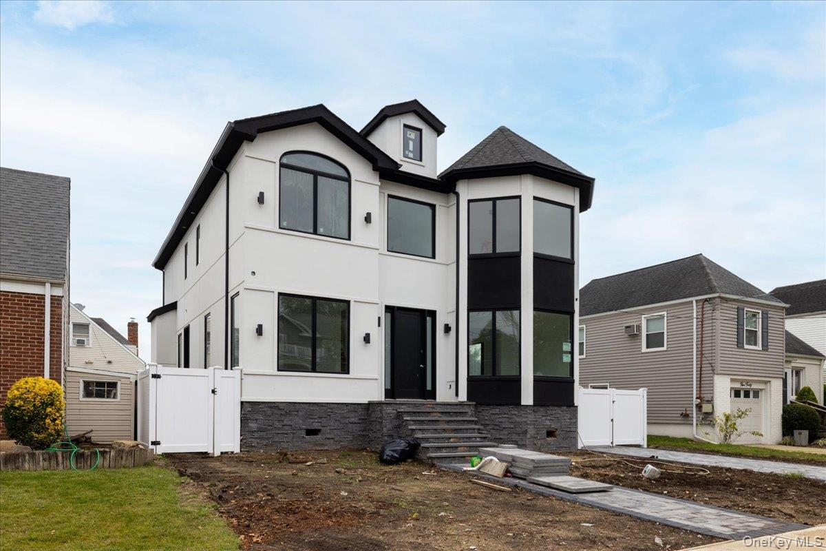 #2 photo, 544 Arlington Road, Cedarhurst , NY 11516