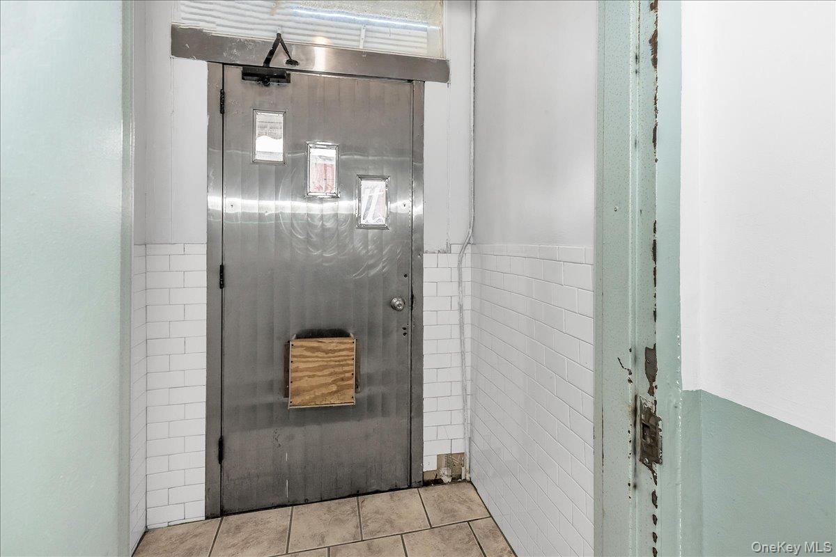 #11 photo, 382 Manhattan Avenue, Brooklyn , NY 11211