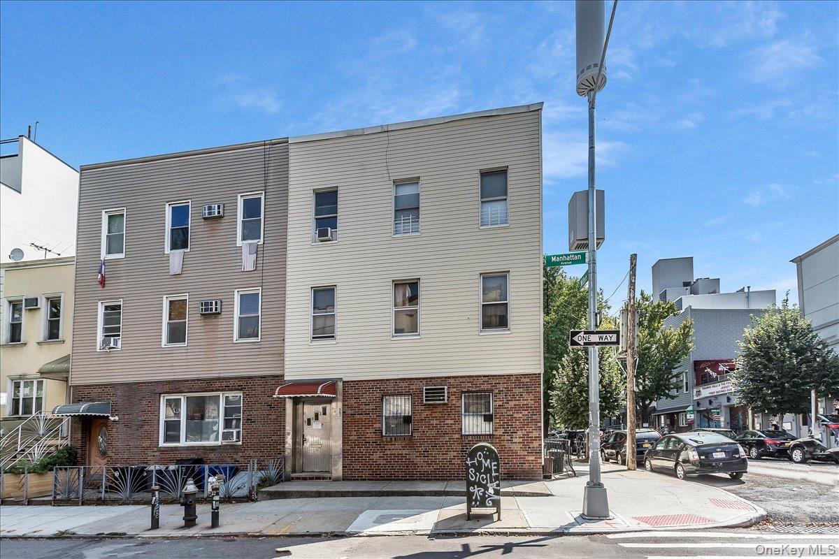 #2 photo, 382 Manhattan Avenue, Brooklyn , NY 11211