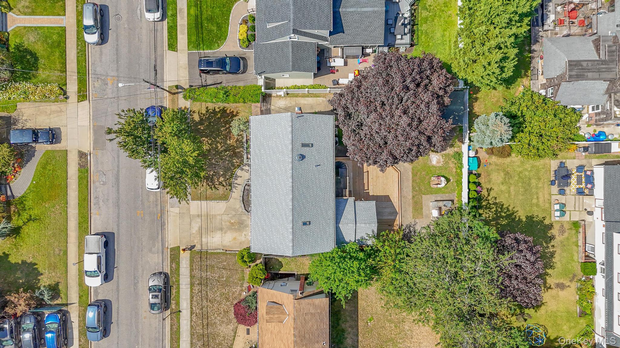 #8 photo, 203 N Manhattan Avenue, Massapequa , NY 11758