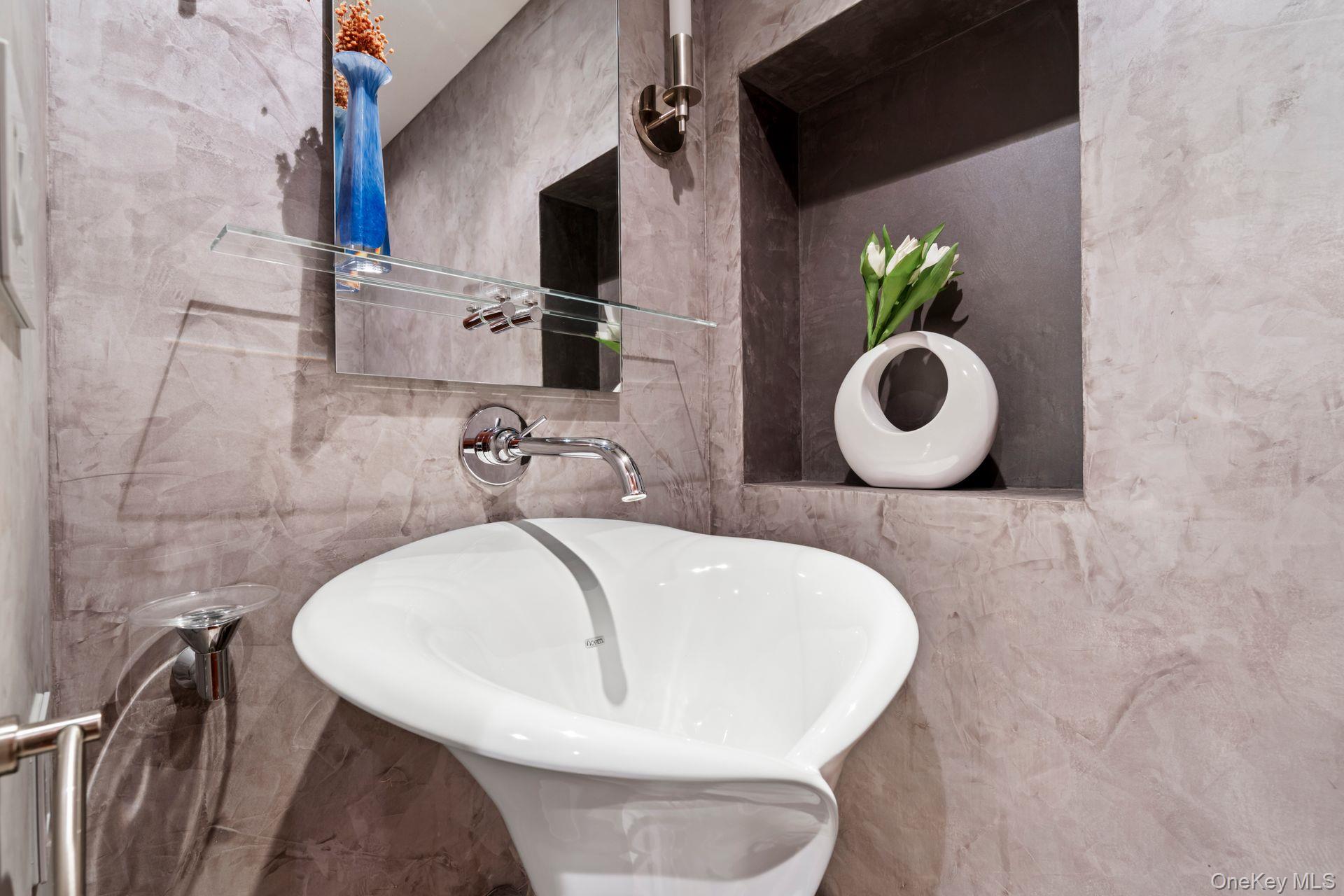 #17 photo, 234 Hamlet Drive, ナッソー郡 Jericho , NY 11753