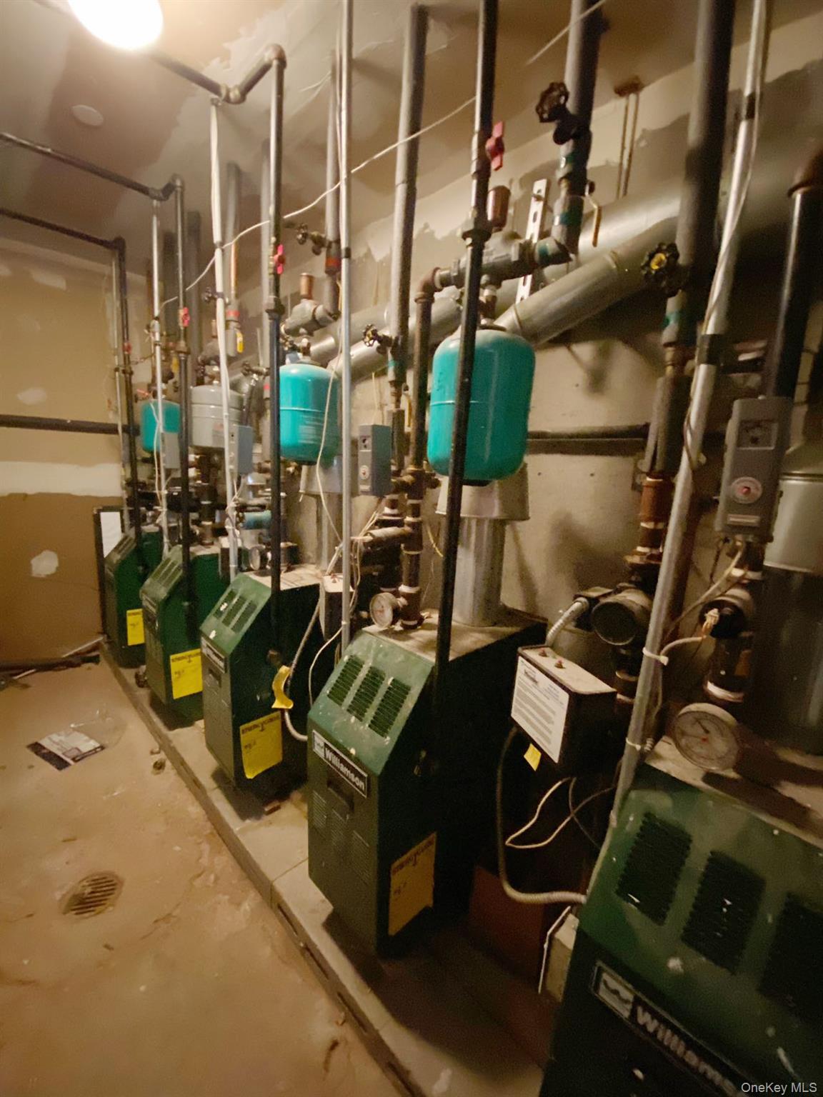 #20 photo, 90-19 Corona Avenue, Elmhurst , NY 11373