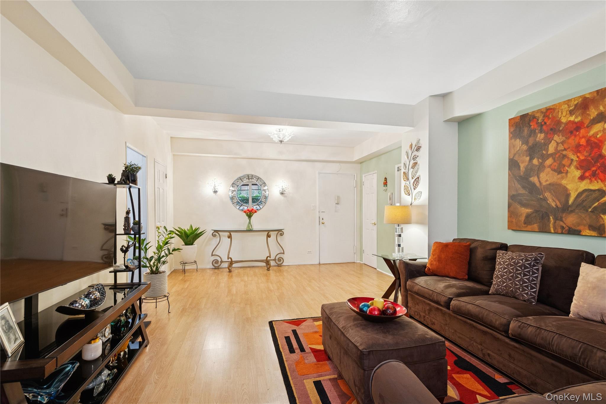 #3 photo, 69-10 108th Street, Forest Hills , NY 11375