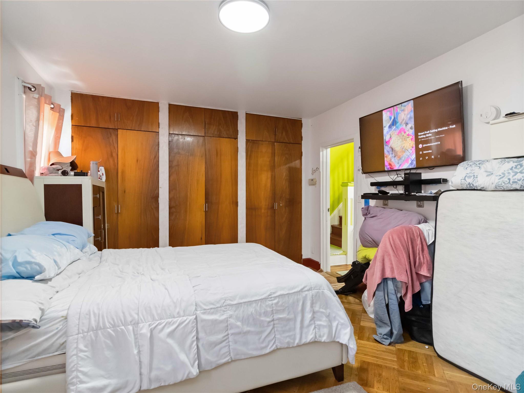 #13 photo, 91-16 115th street, Richmond Hill , NY 11418