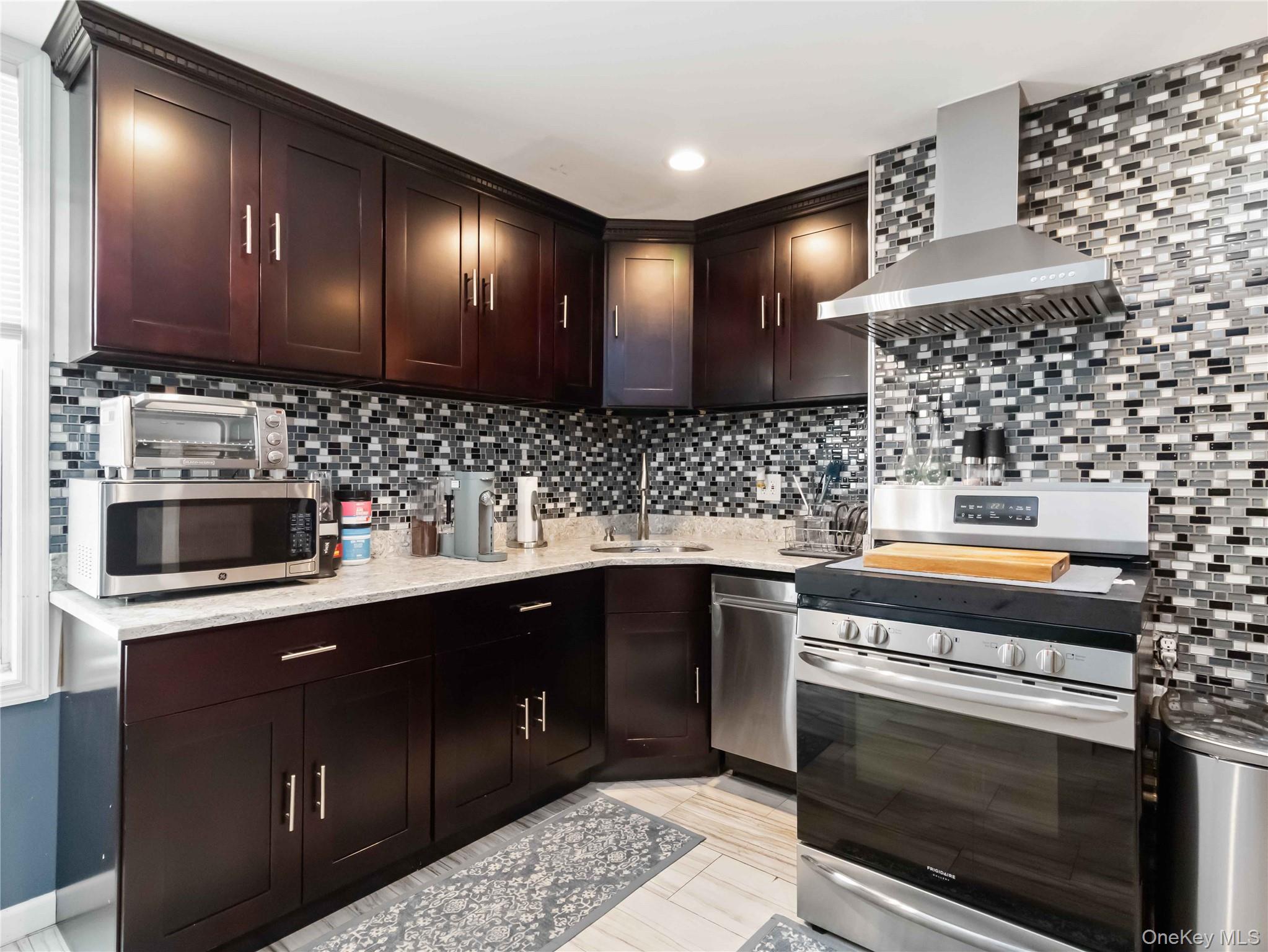 #4 photo, 91-16 115th street, Richmond Hill , NY 11418