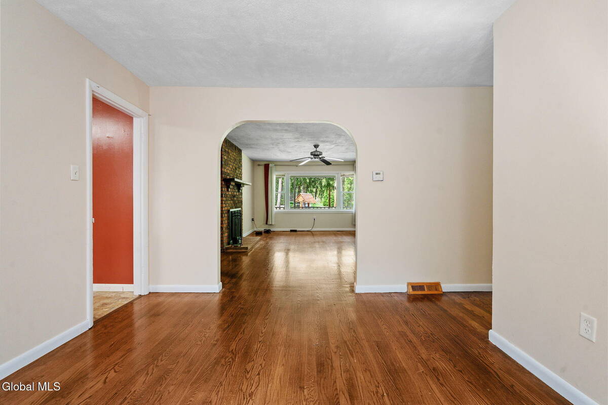 #14 photo, 367 Closson Road, Glenville , NY 12302