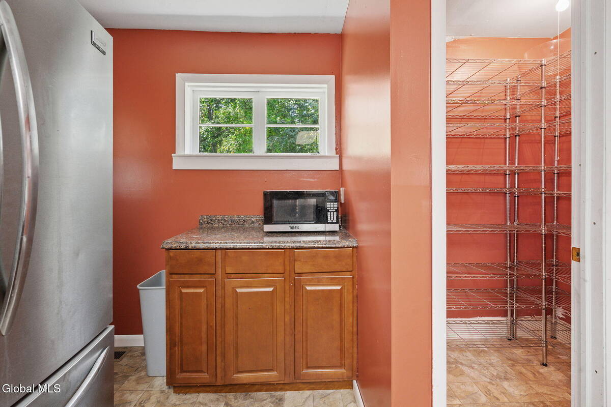 #21 photo, 367 Closson Road, Glenville , NY 12302