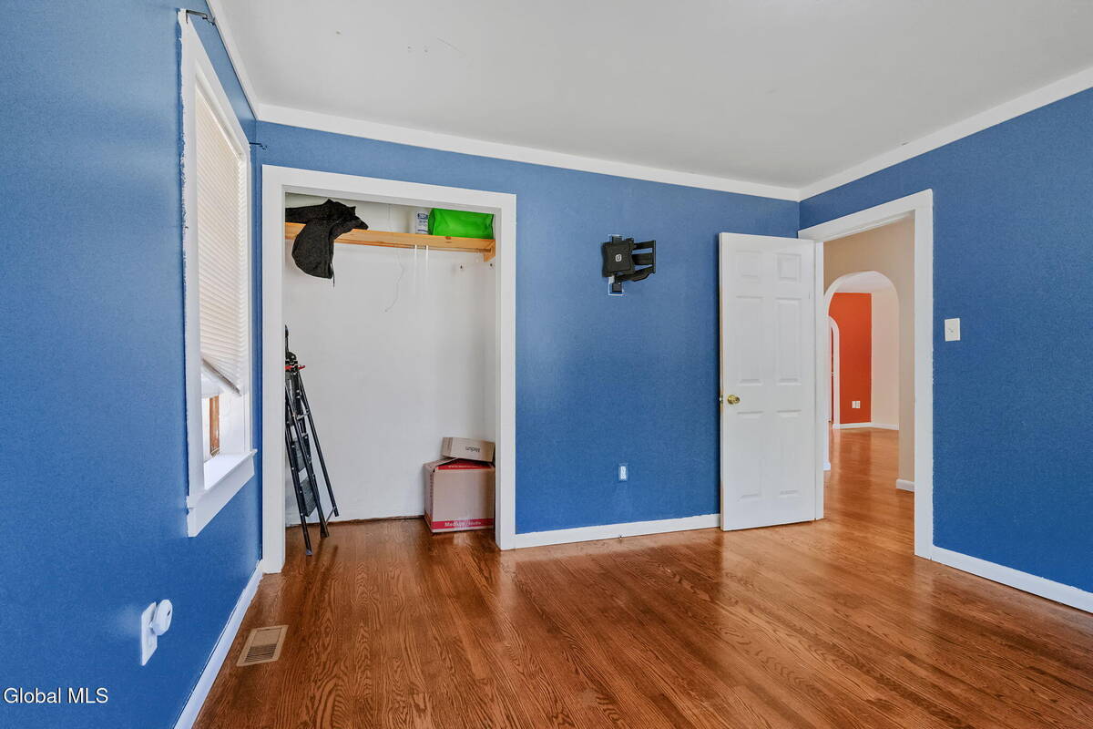 #27 photo, 367 Closson Road, Glenville , NY 12302