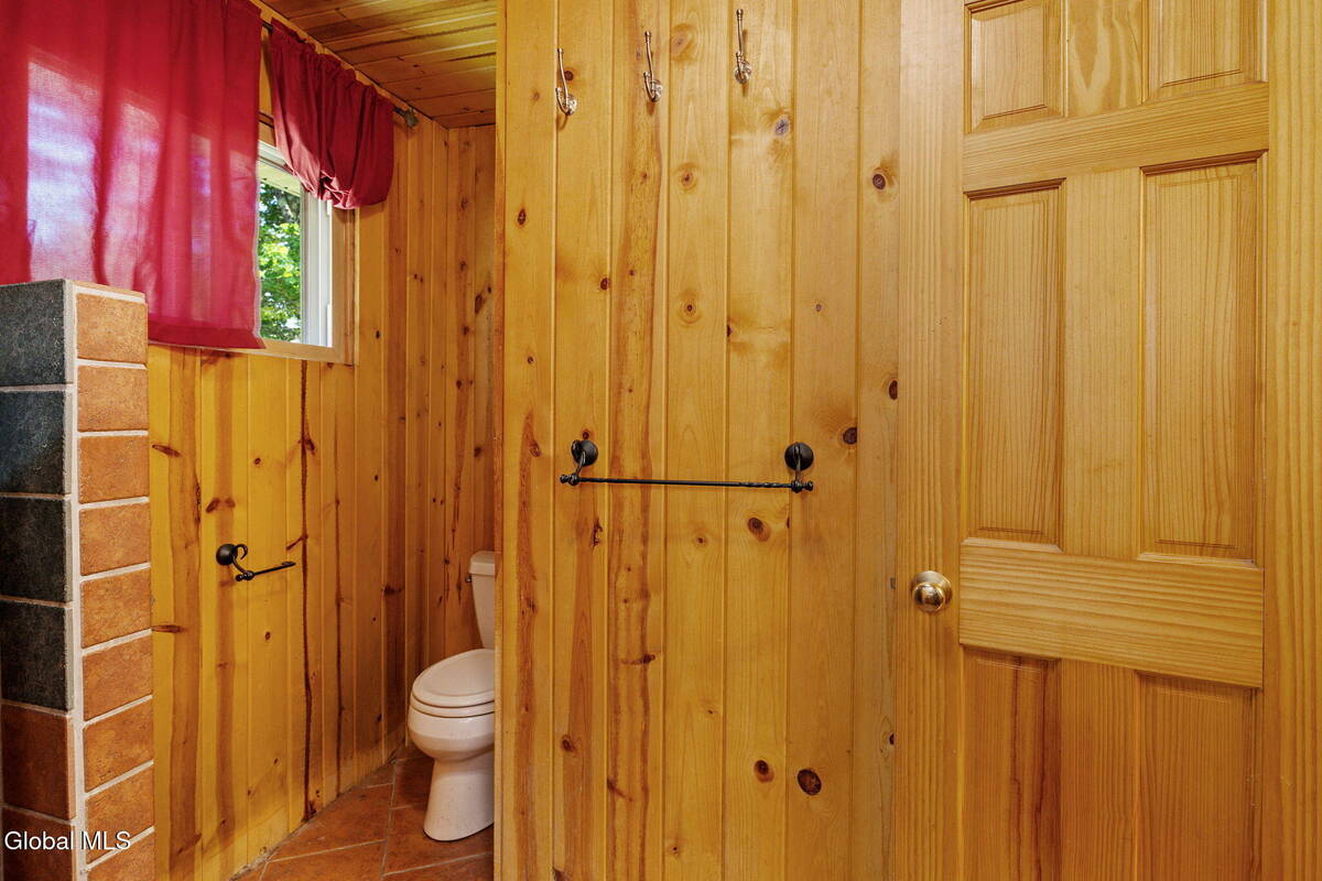 #46 photo, 367 Closson Road, Glenville , NY 12302