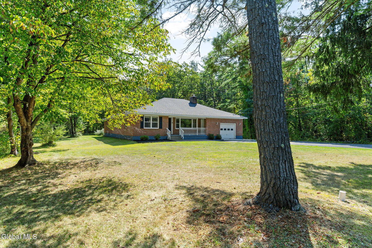 #55 photo, 367 Closson Road, Glenville , NY 12302