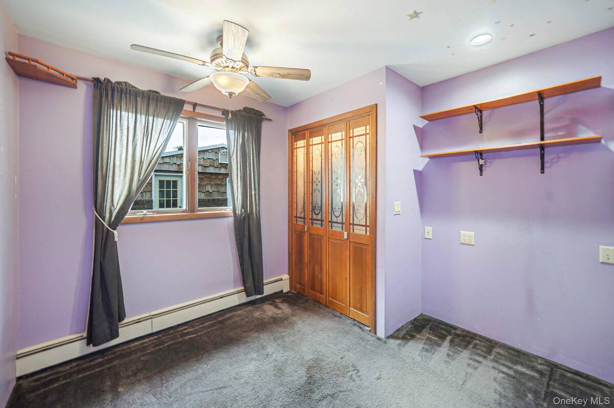 #21 photo, 14 Garden Court, Bay Shore , NY 11706