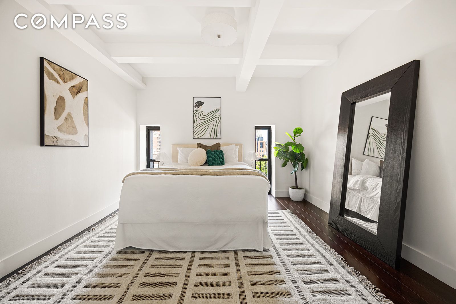 #8 photo, 160 Bleecker Street, Greenwich Village , NY 10012