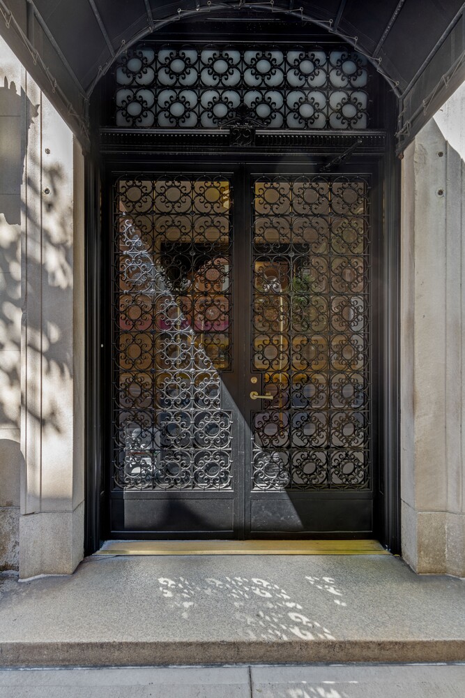 #13 photo, 29 E 9TH Street, Greenwich Village , NY 10003