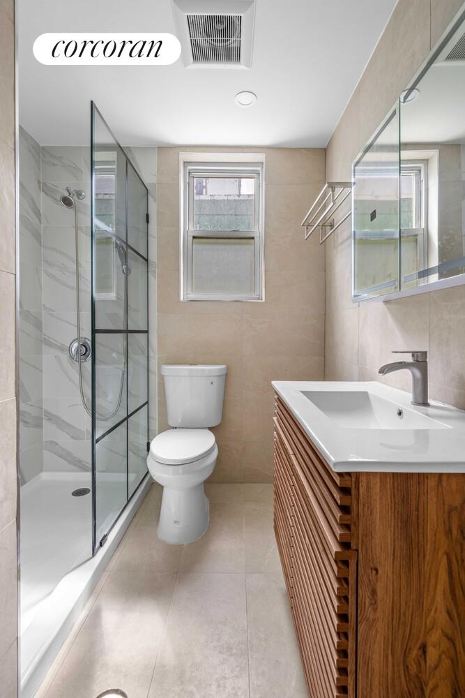 #10 photo, Woodside, Woodside , NY 11377