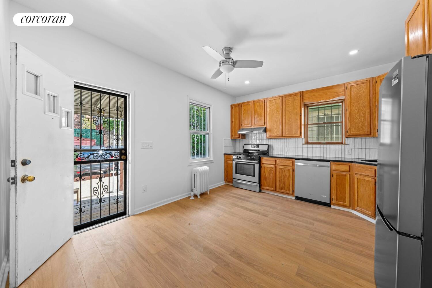 #5 photo, Woodside, Woodside , NY 11377