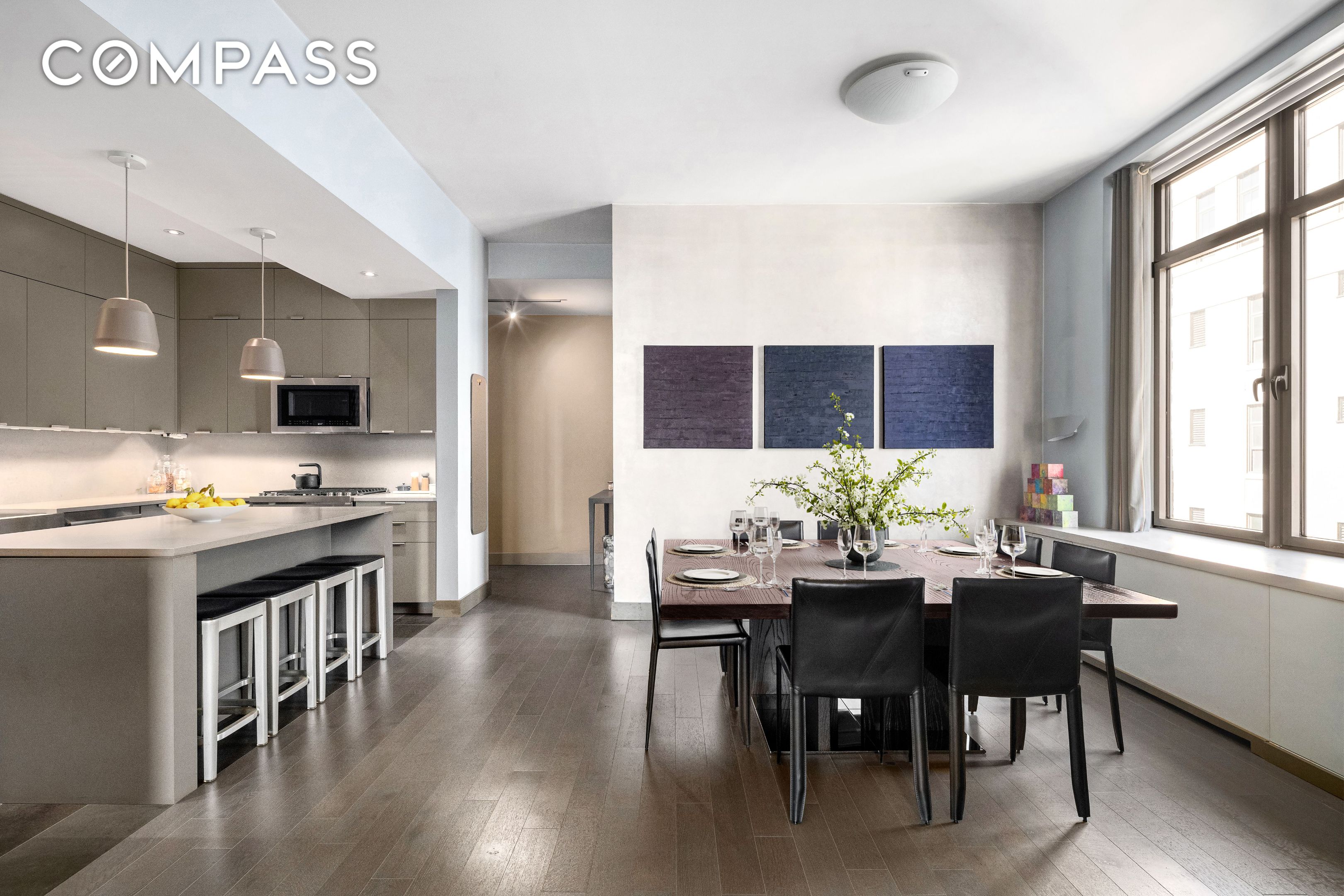 #8 photo, 252 7th Avenue, Chelsea , NY 10001