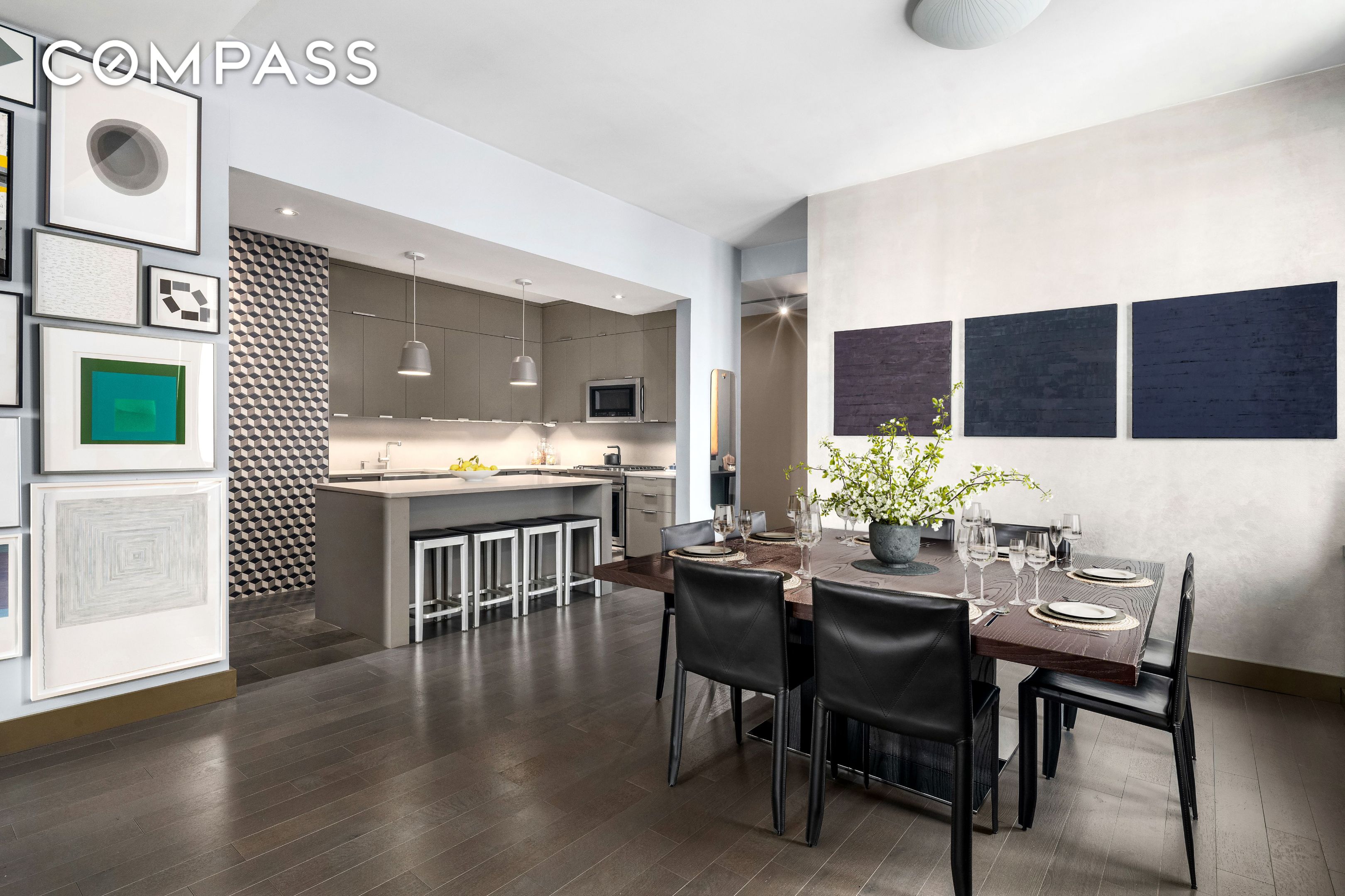 #9 photo, 252 7th Avenue, Chelsea , NY 10001