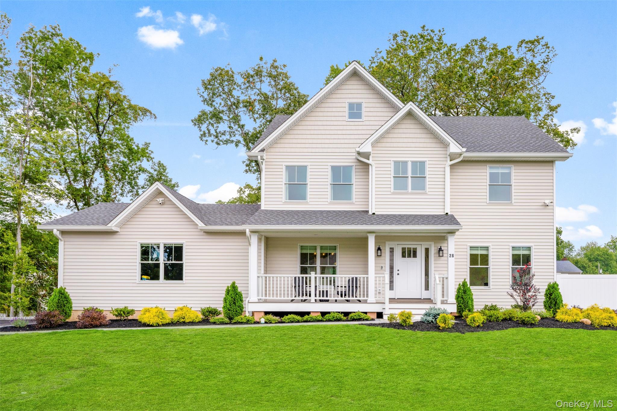 #1 photo, 28 Pvt Del Regno Court, Blauvelt , NY 10913