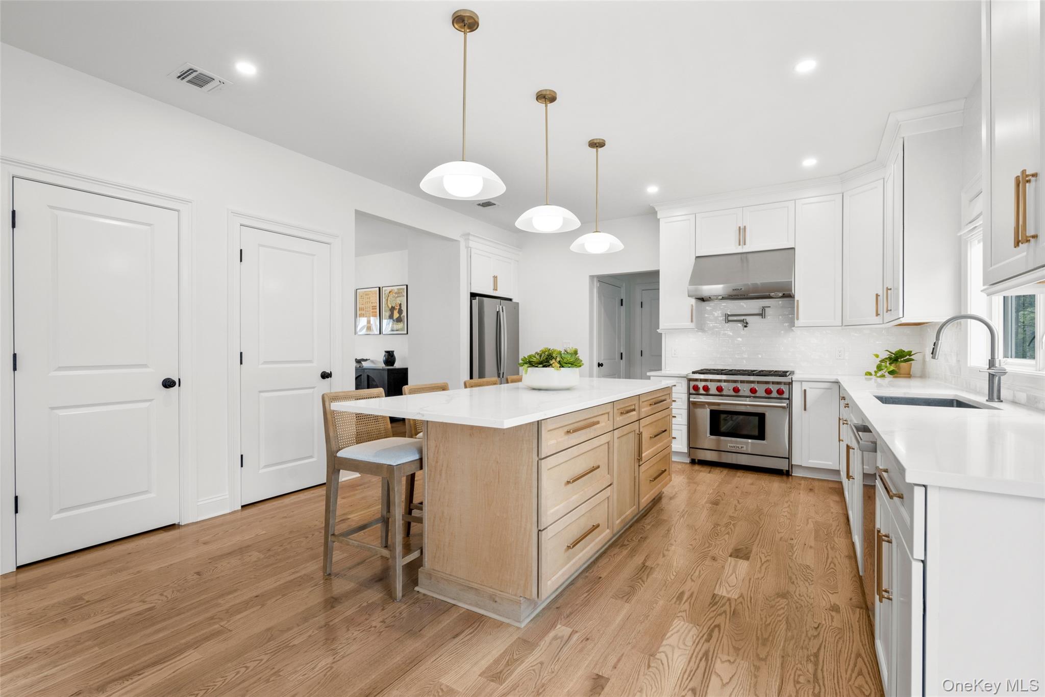 #14 photo, 28 Pvt Del Regno Court, Blauvelt , NY 10913