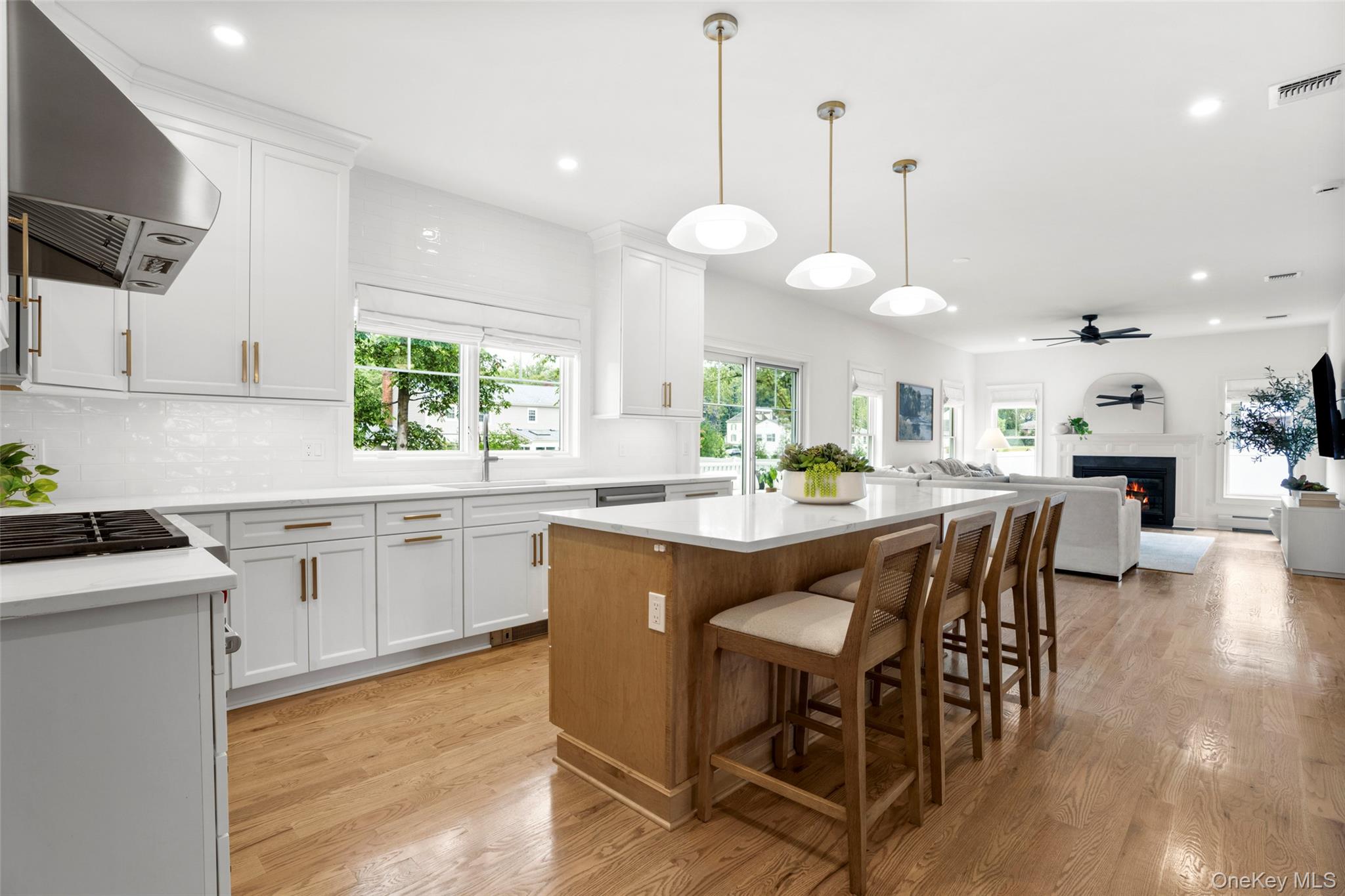 #17 photo, 28 Pvt Del Regno Court, Blauvelt , NY 10913