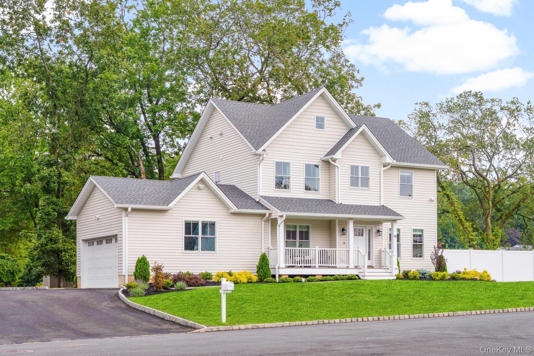 #2 photo, 28 Pvt Del Regno Court, Blauvelt , NY 10913