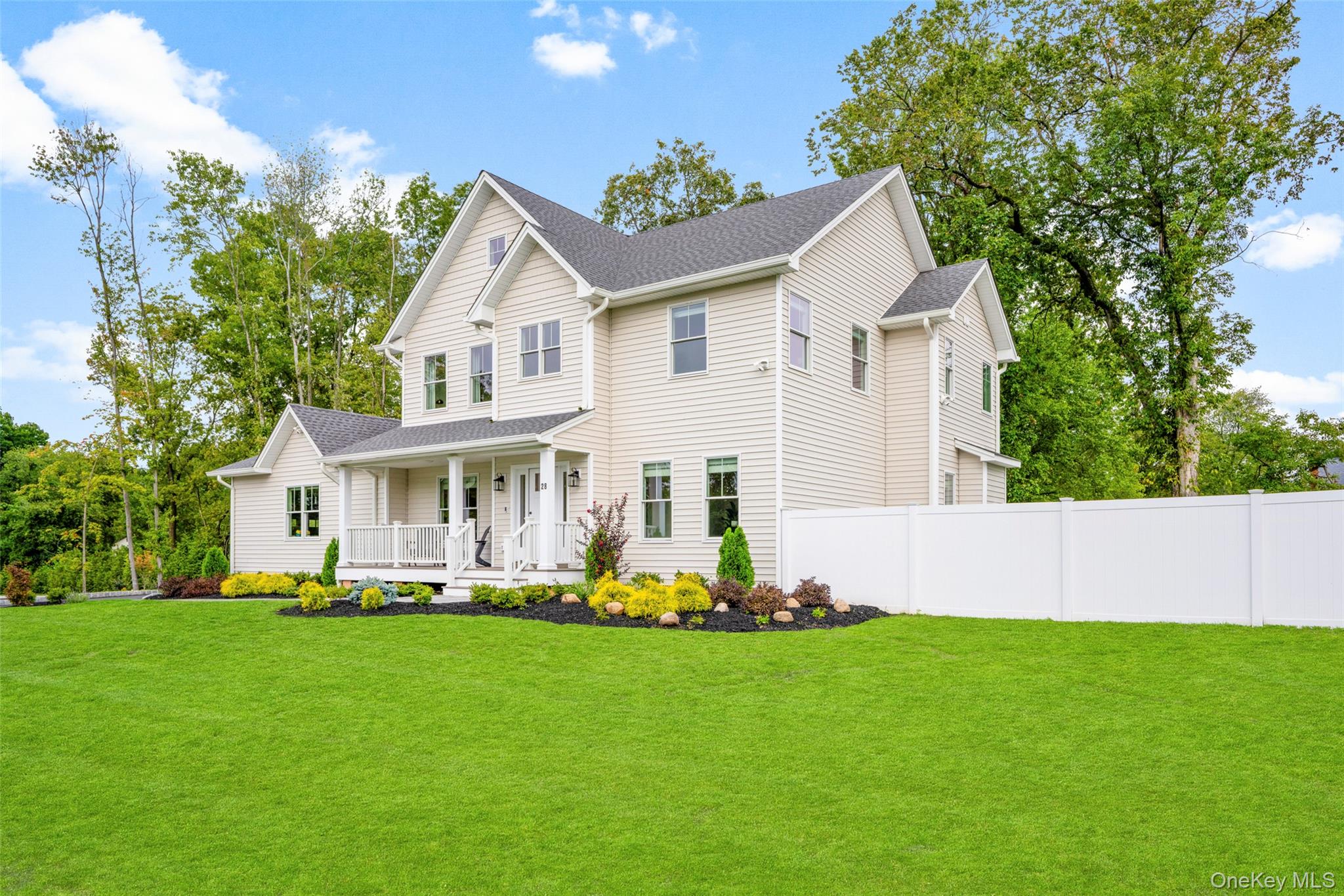 #4 photo, 28 Pvt Del Regno Court, Blauvelt , NY 10913