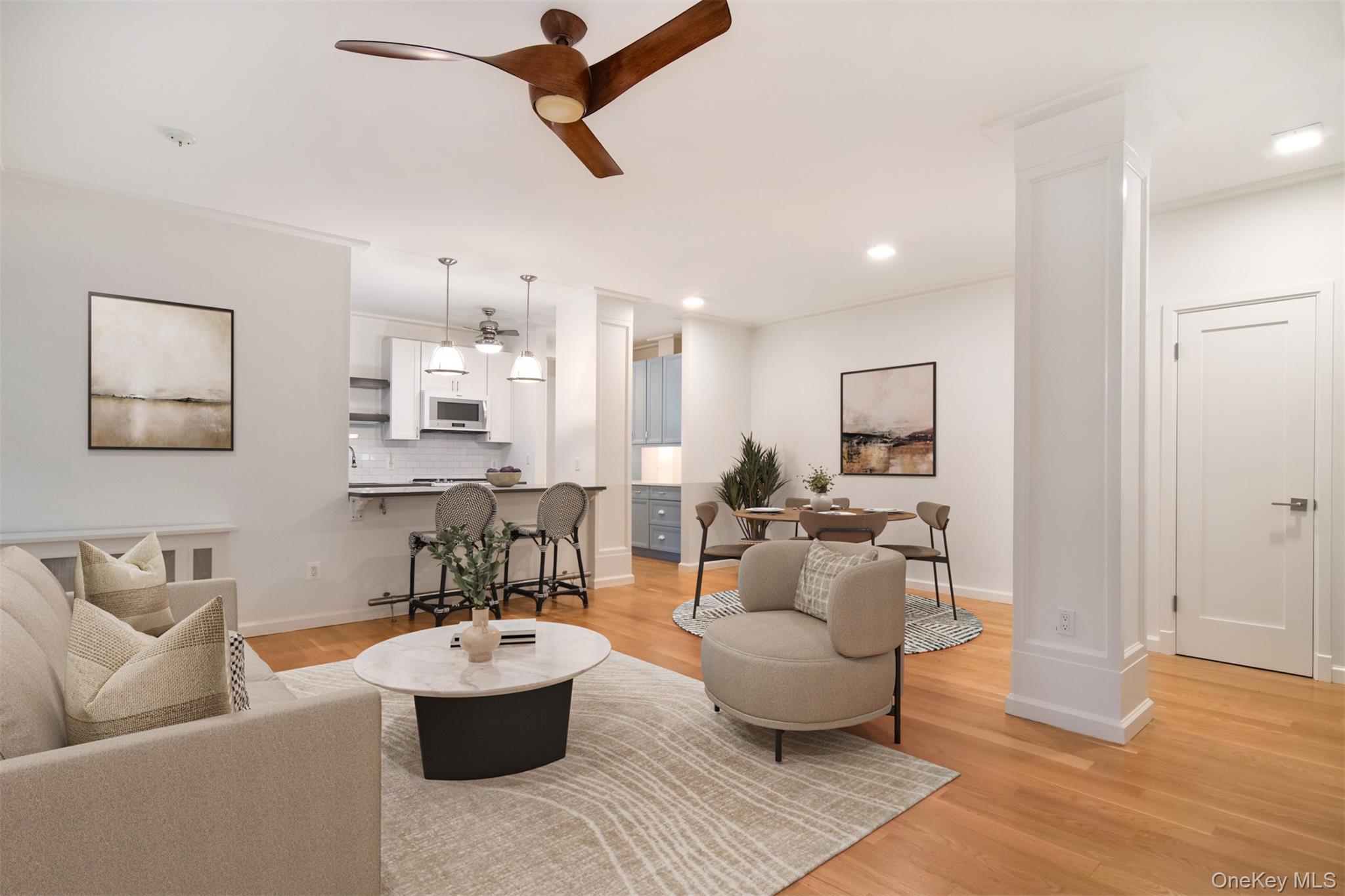 #1 photo, 56 W Pondfield Road, ब्रोंक्स Bronxville , NY 10708