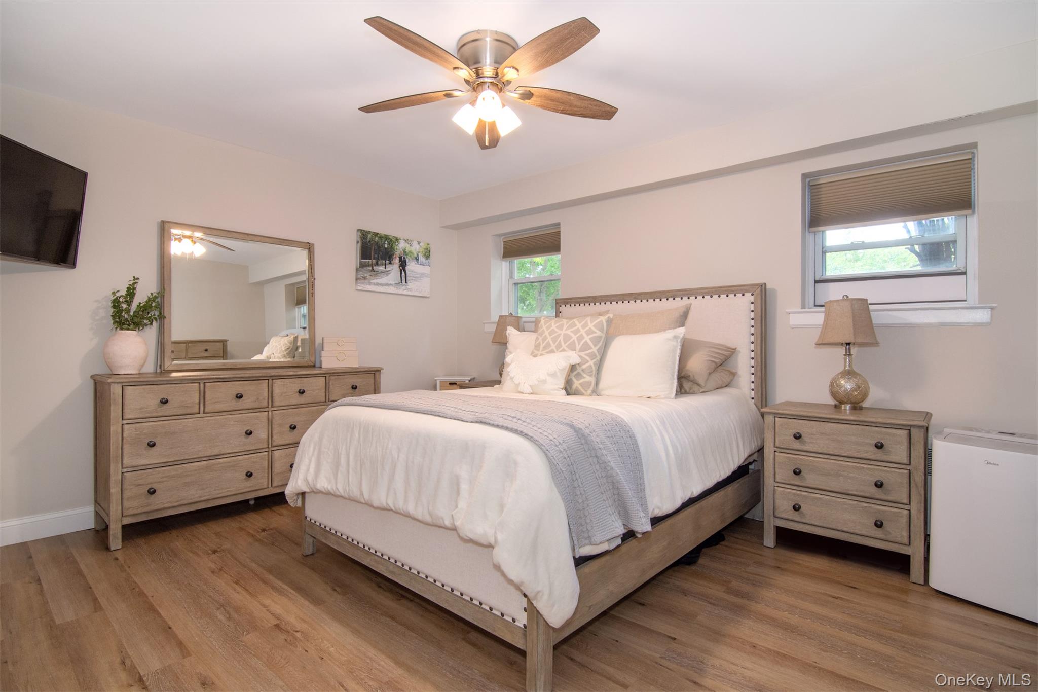 #10 photo, 140 N Broadway, Irvington , NY 10533