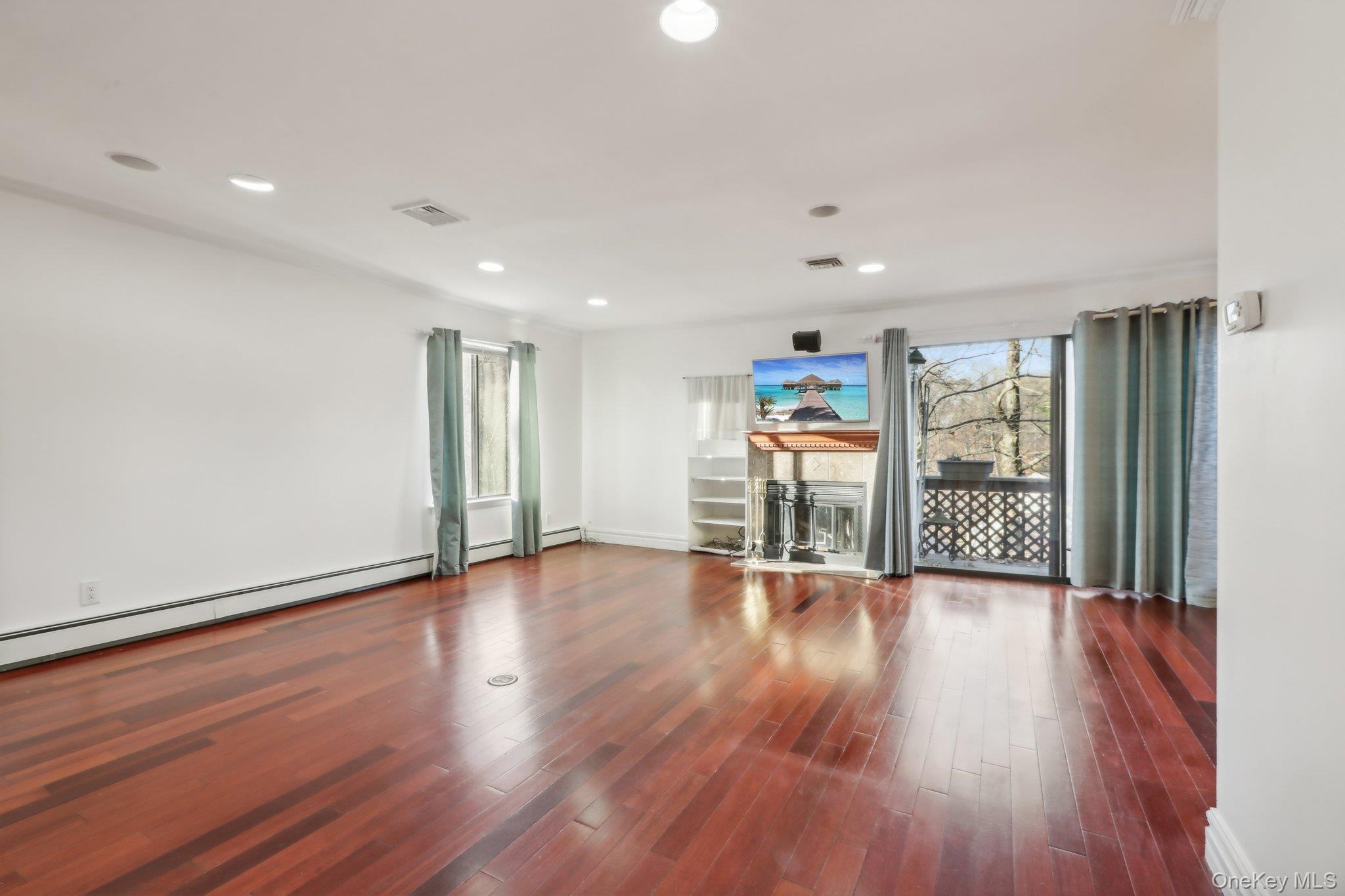 #7 photo, 74 Pheasant Run, Millwood , NY 10546