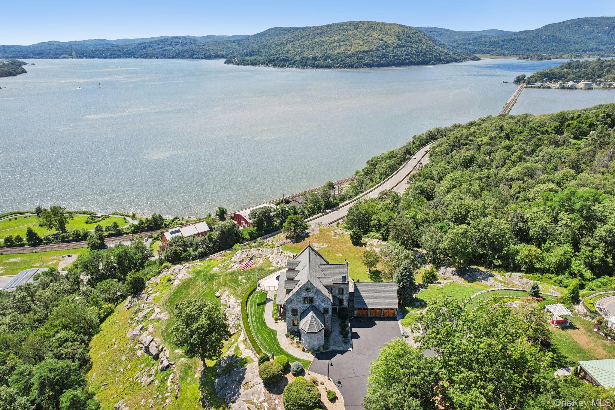 #4 photo, 1 St Marys Convent, Peekskill , NY 10566