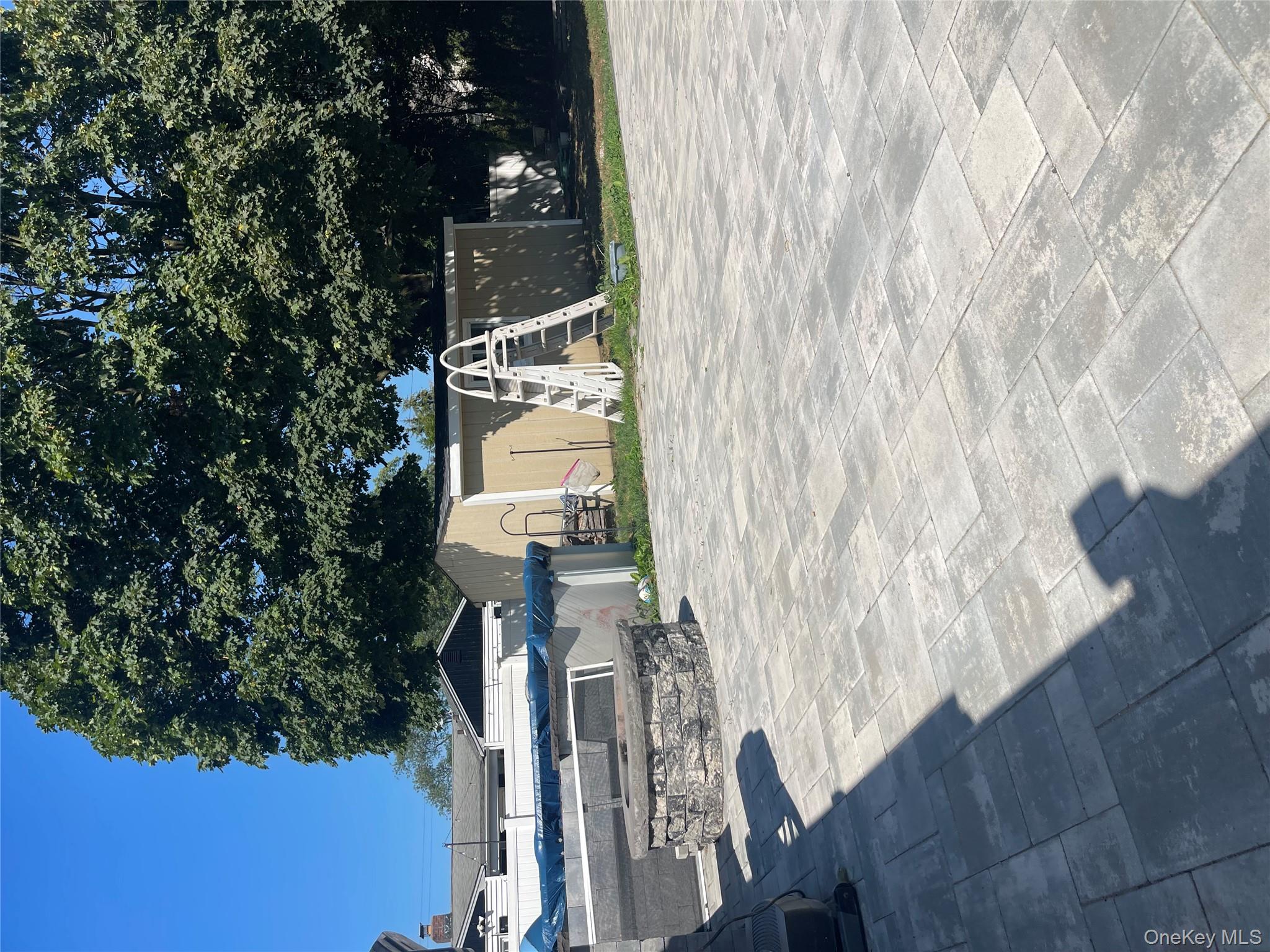 #14 photo, 412 37th Street, Babylon , NY 11757