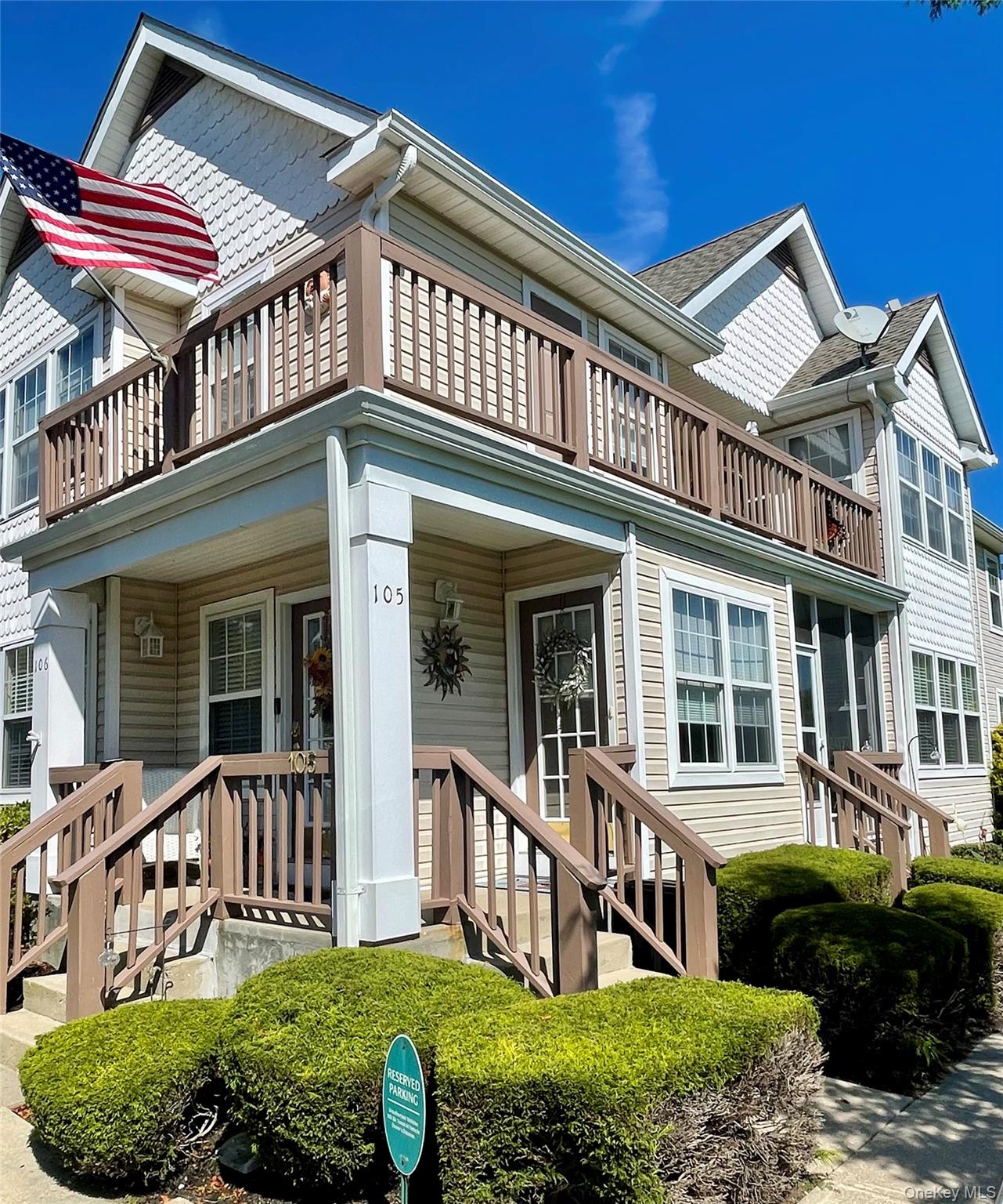 #3 photo, 105 Commodore Circle, सफ़ोक काउंटी Port Jefferson Station , NY 11776