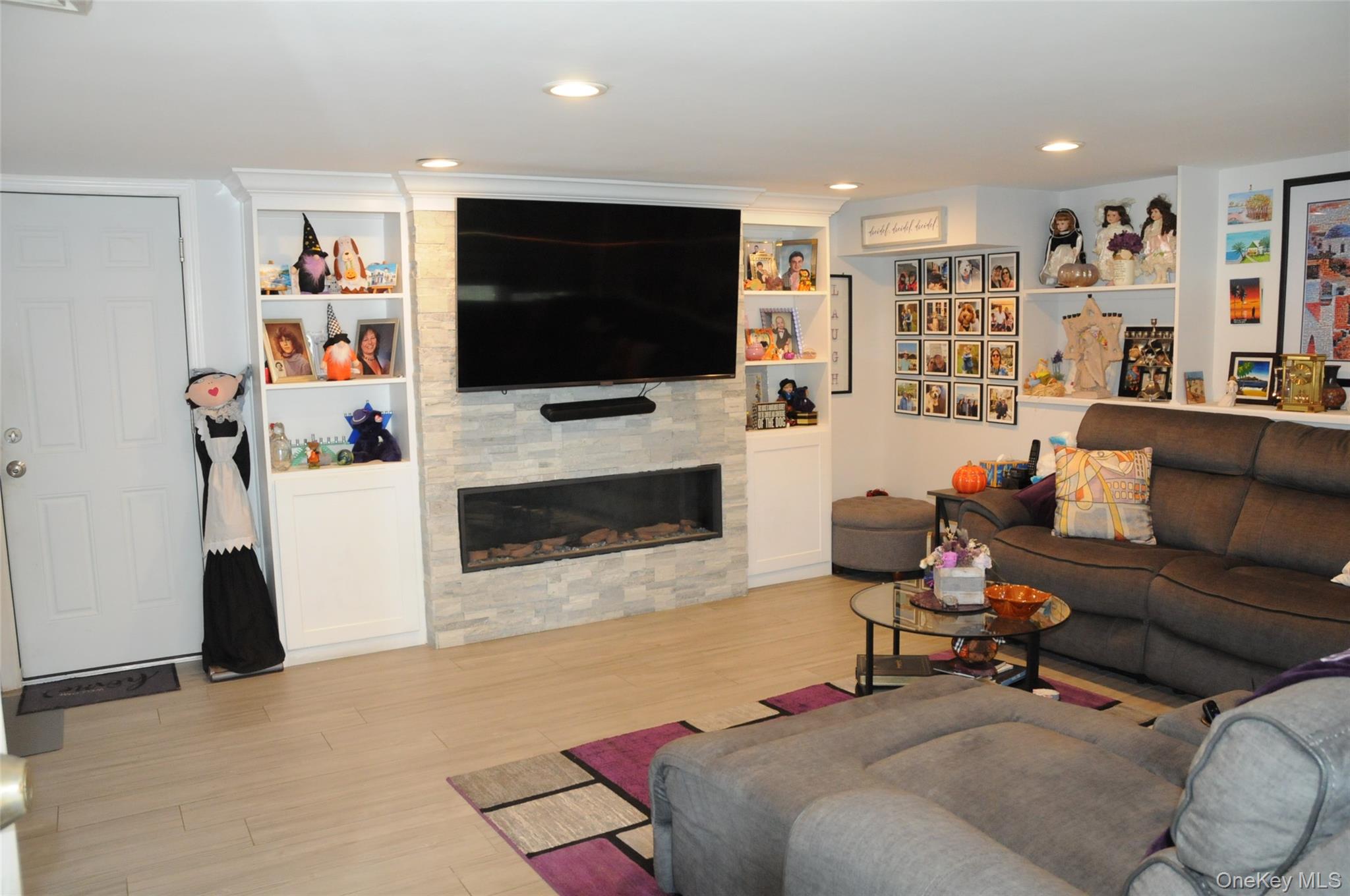 #16 photo, 113 Northern Parkway, Plainview , NY 11803