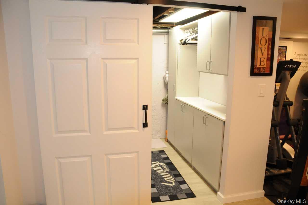 #19 photo, 113 Northern Parkway, Plainview , NY 11803