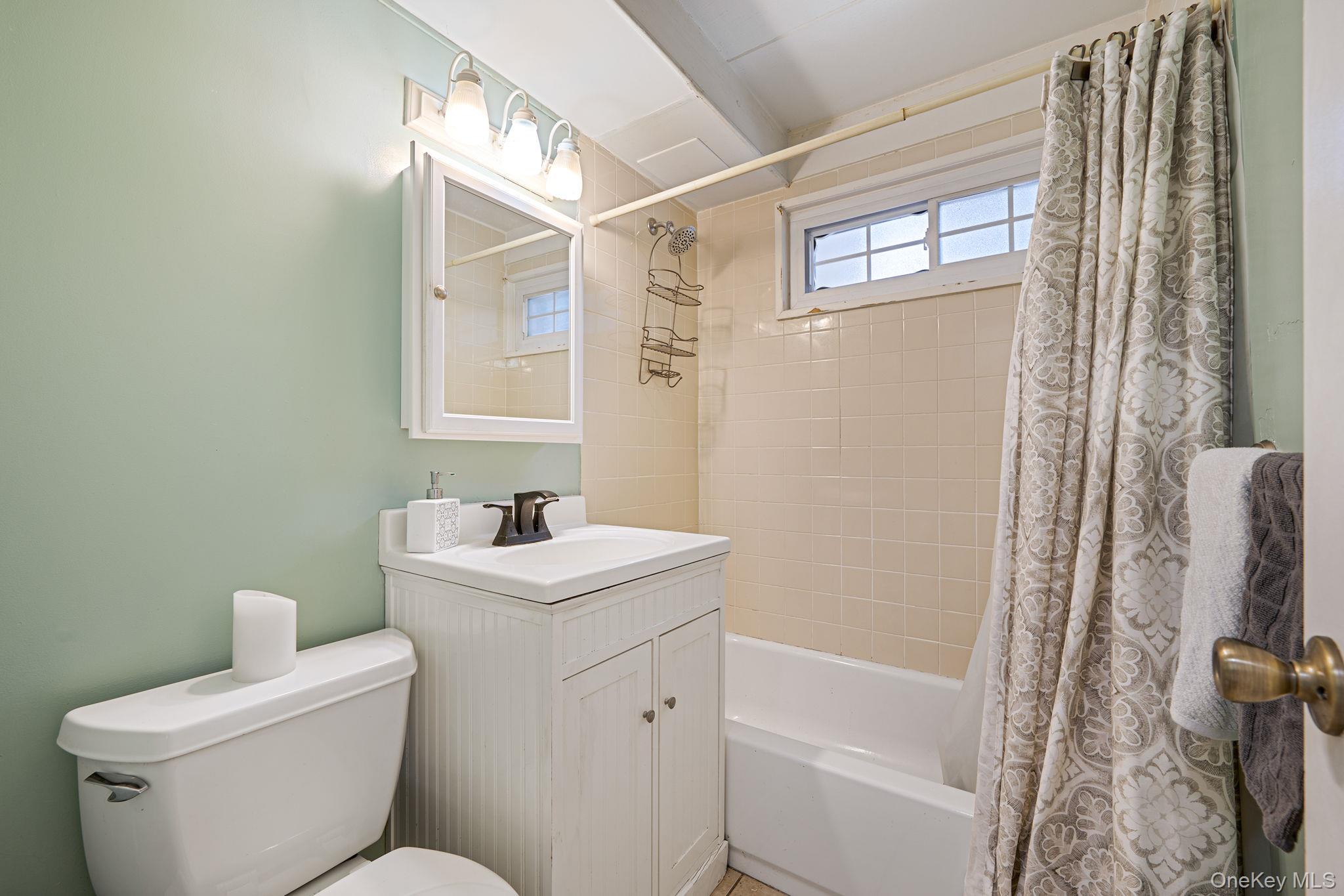 #16 photo, 27 Split Cedar Drive, Islandia , NY 11749